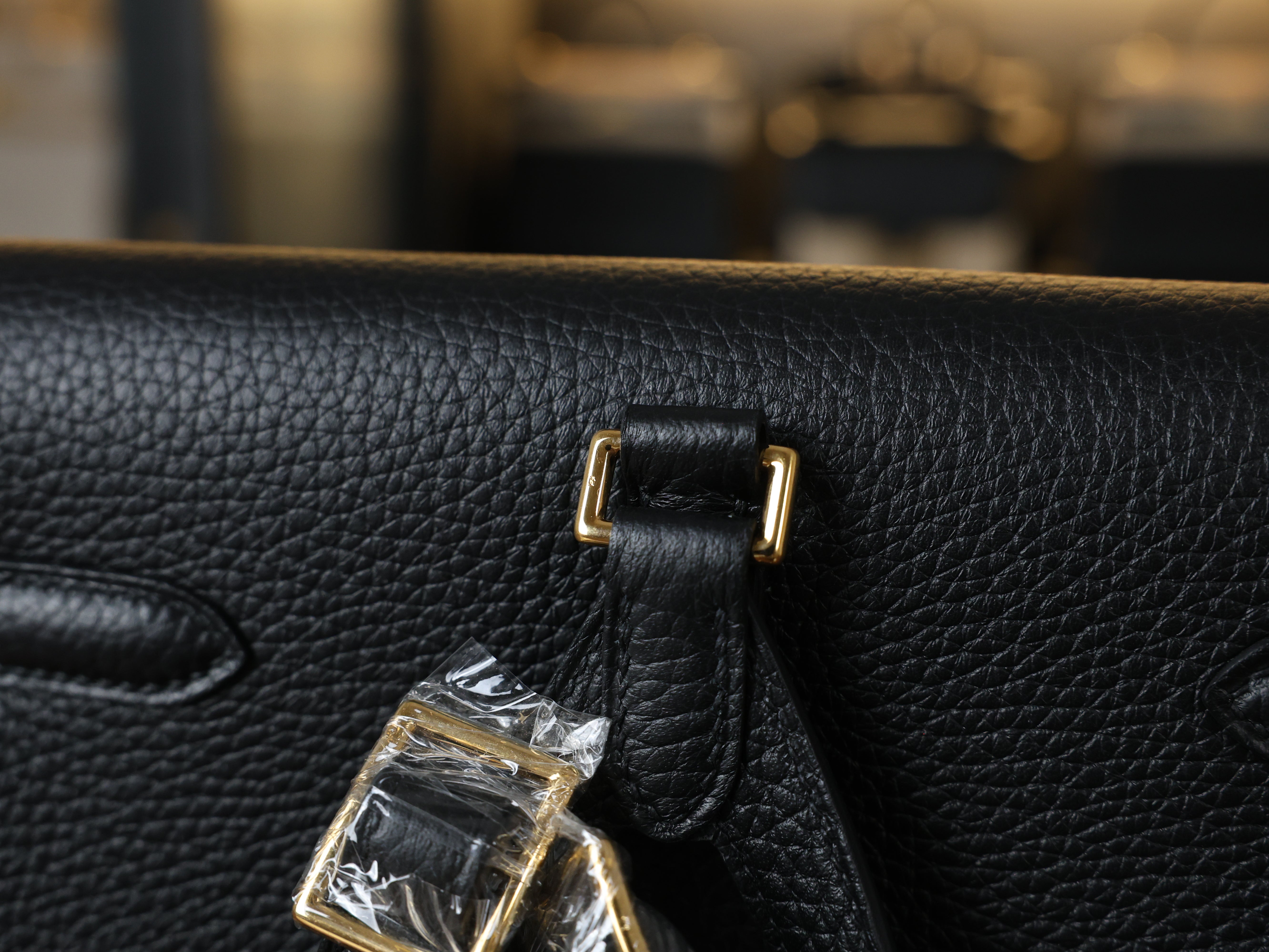 켈리 아도 PM 끌레망스 블랙 금장