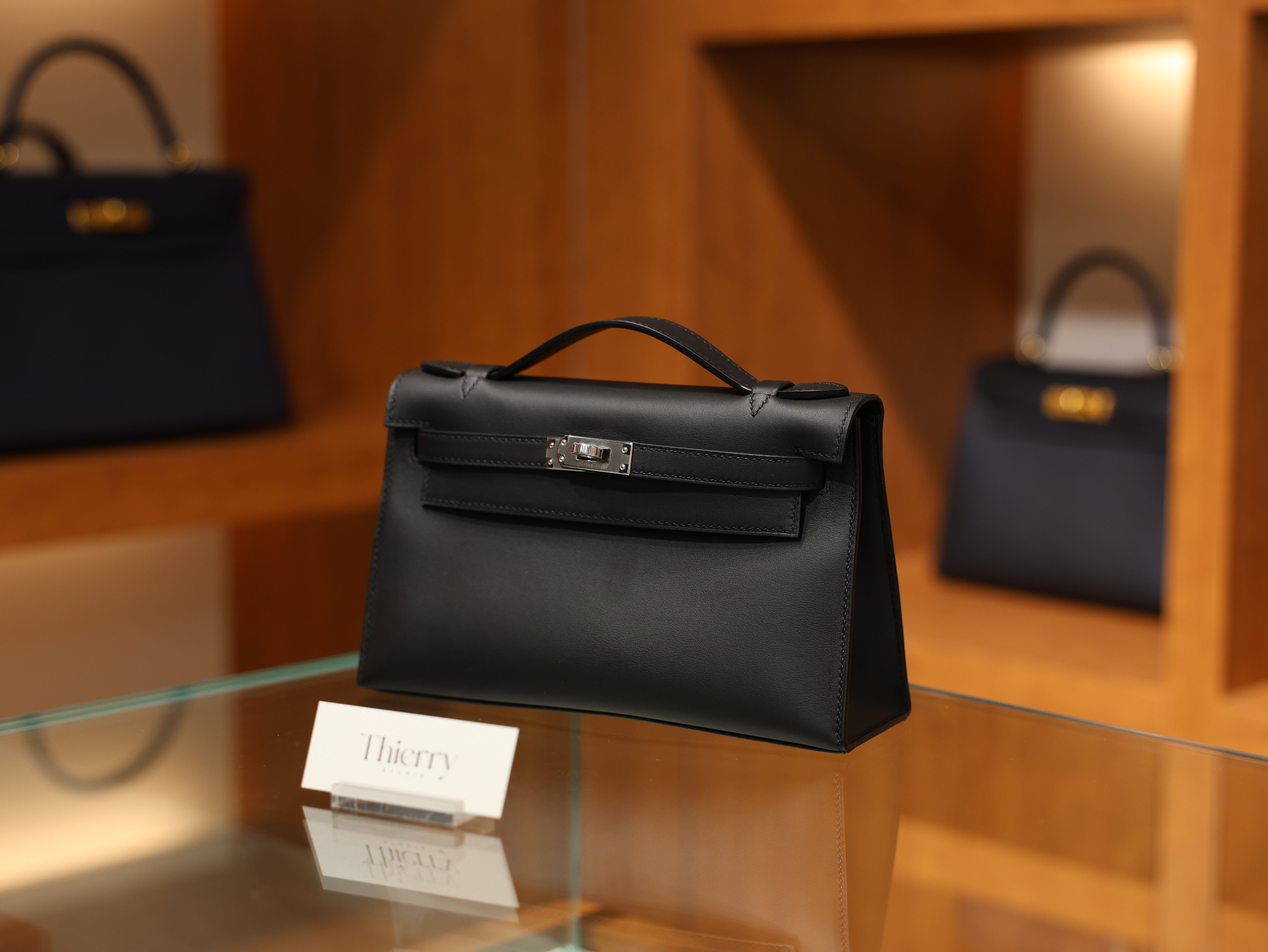 켈리 포쉐트 스위프트 블랙 은장