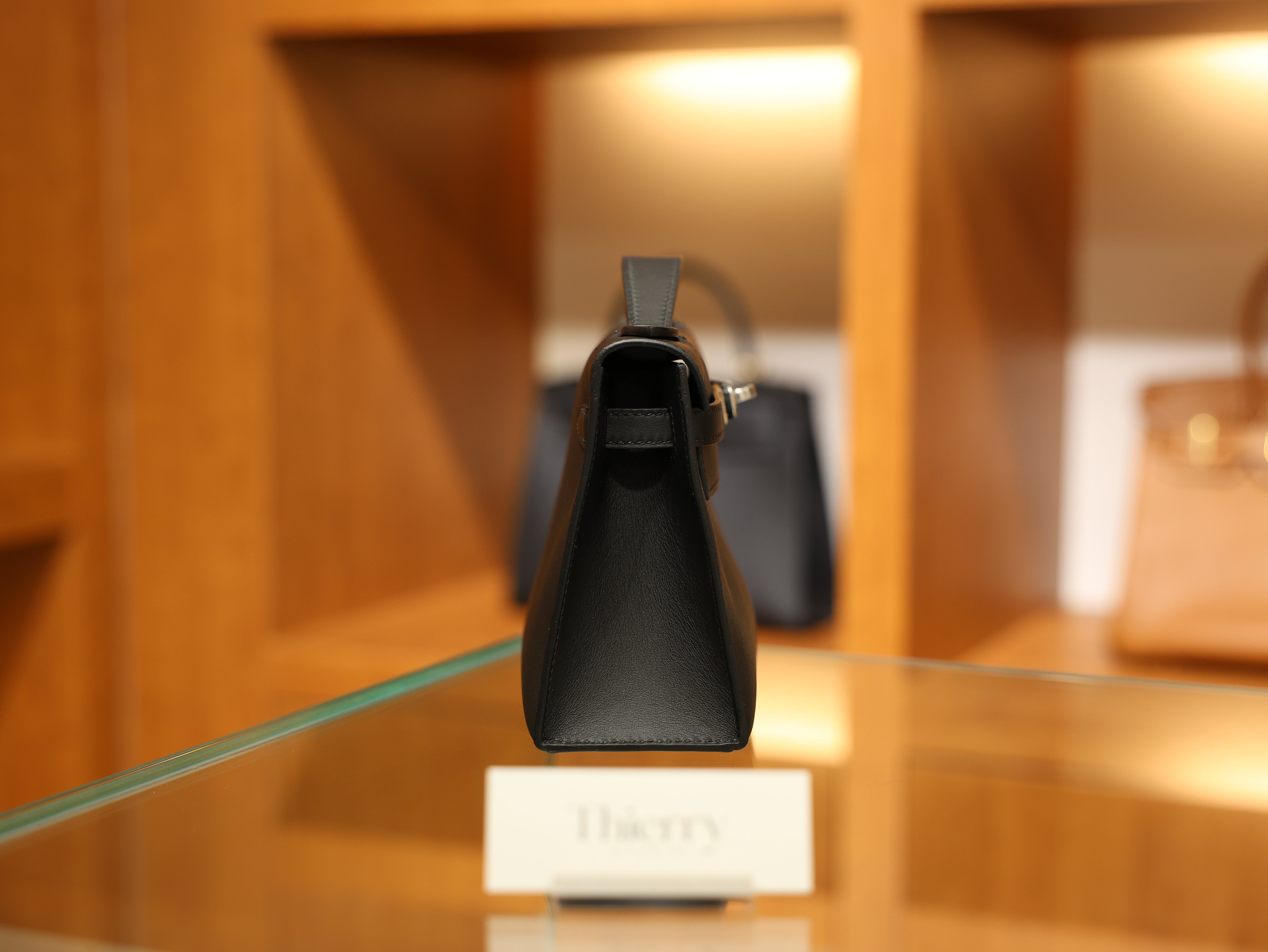 켈리 포쉐트 스위프트 블랙 은장