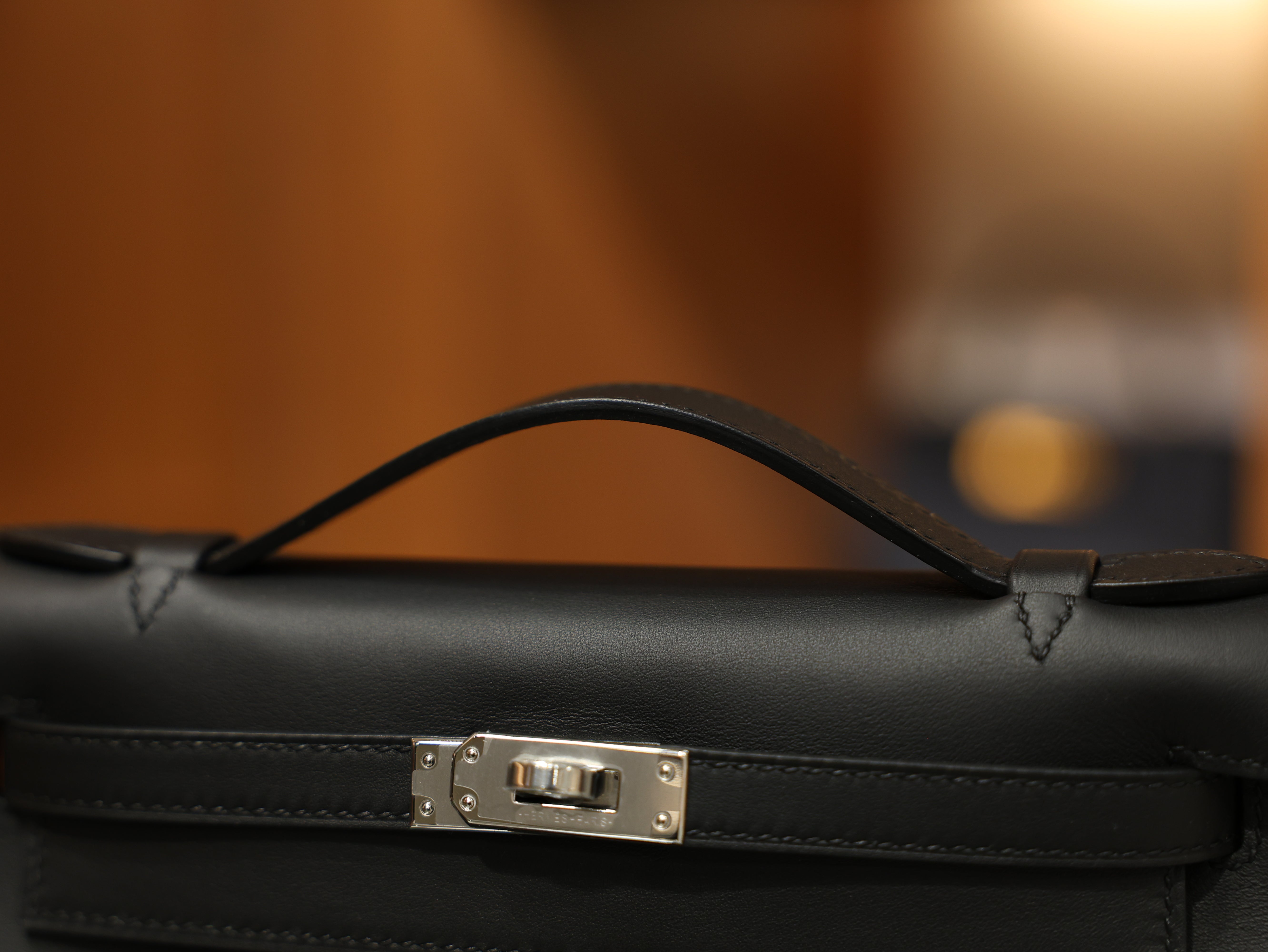 켈리 포쉐트 스위프트 블랙 은장