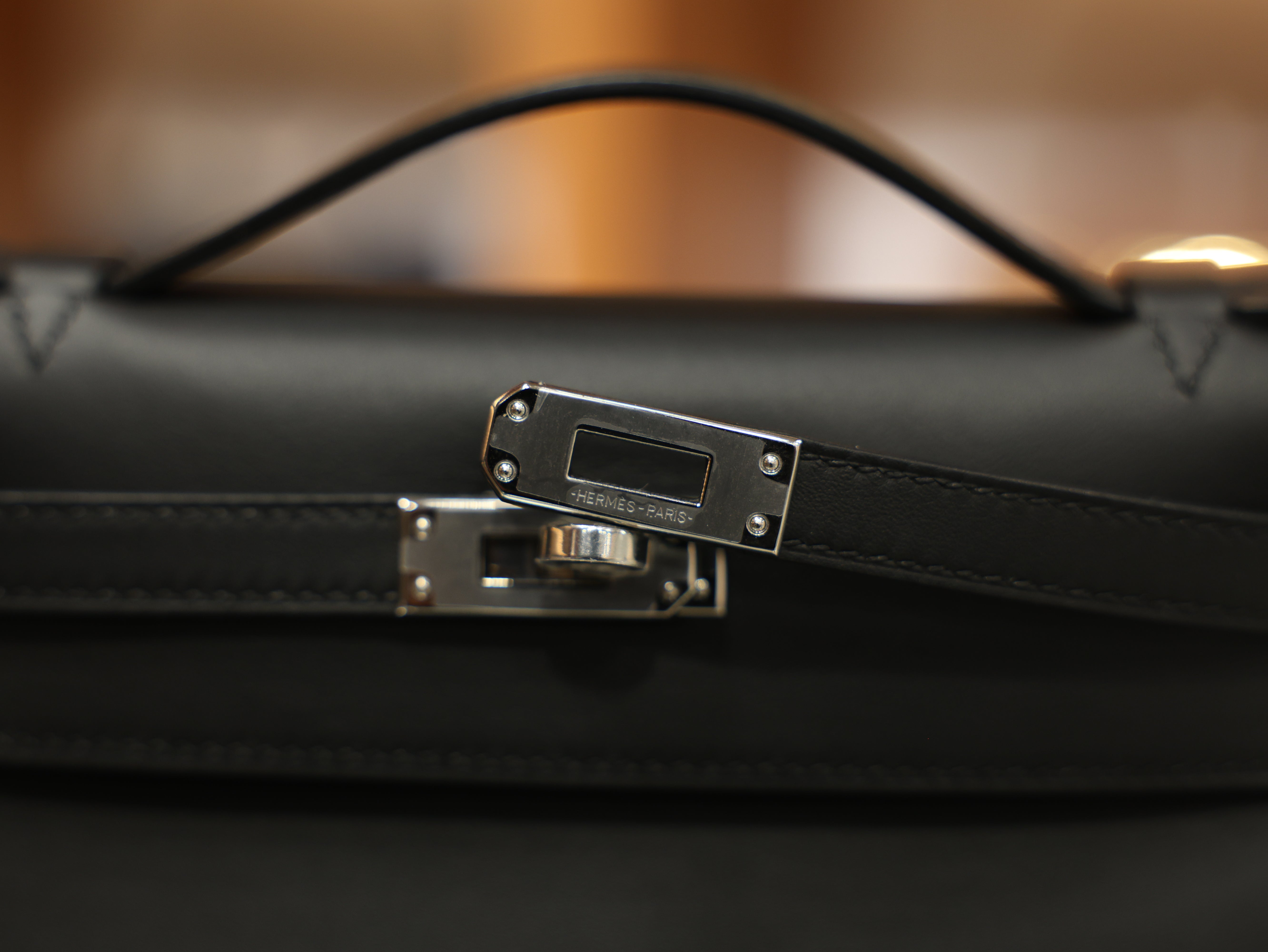 켈리 포쉐트 스위프트 블랙 은장