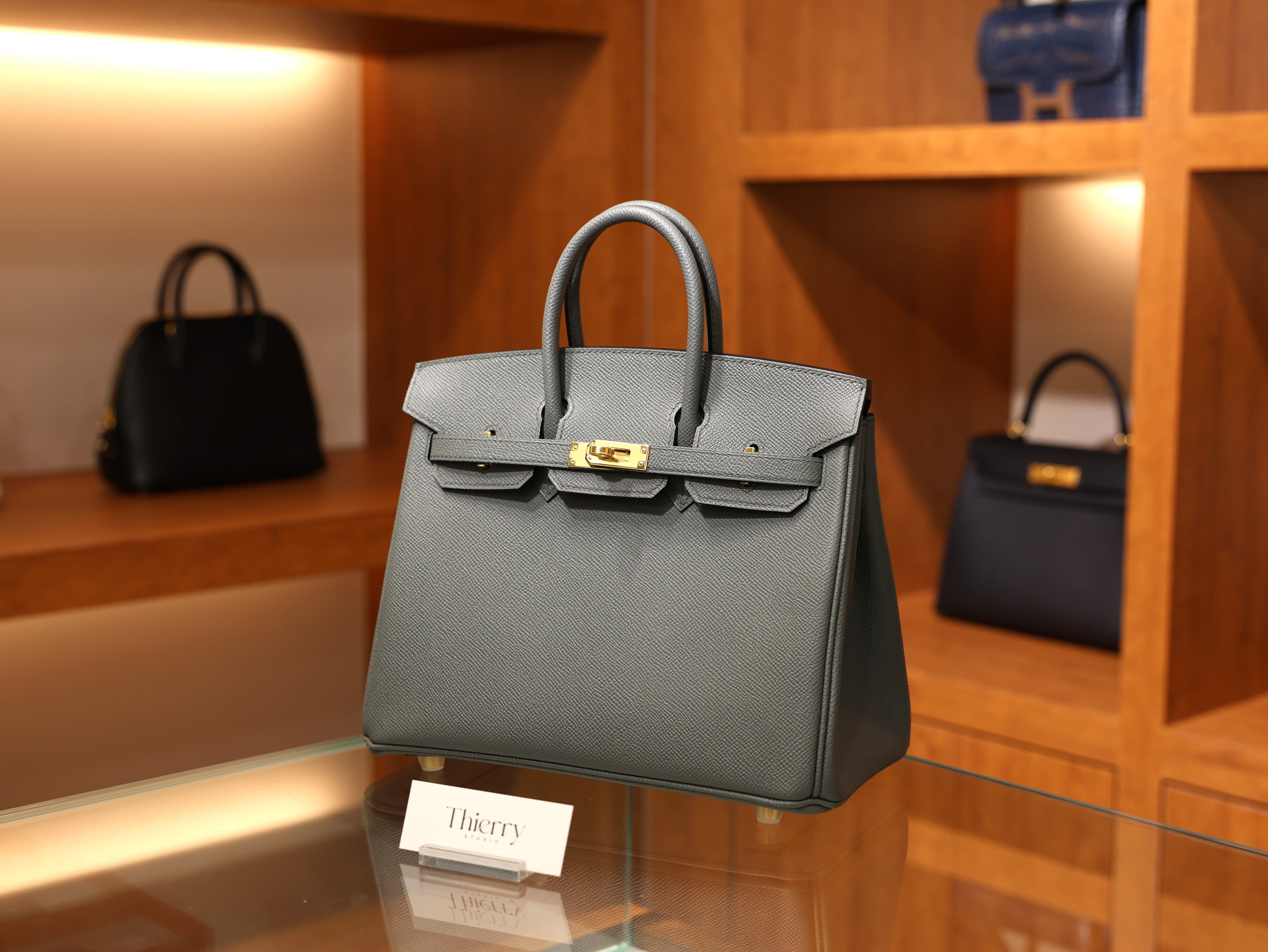 버킨 25 앱송 르투르네 베르트 아만데 금장