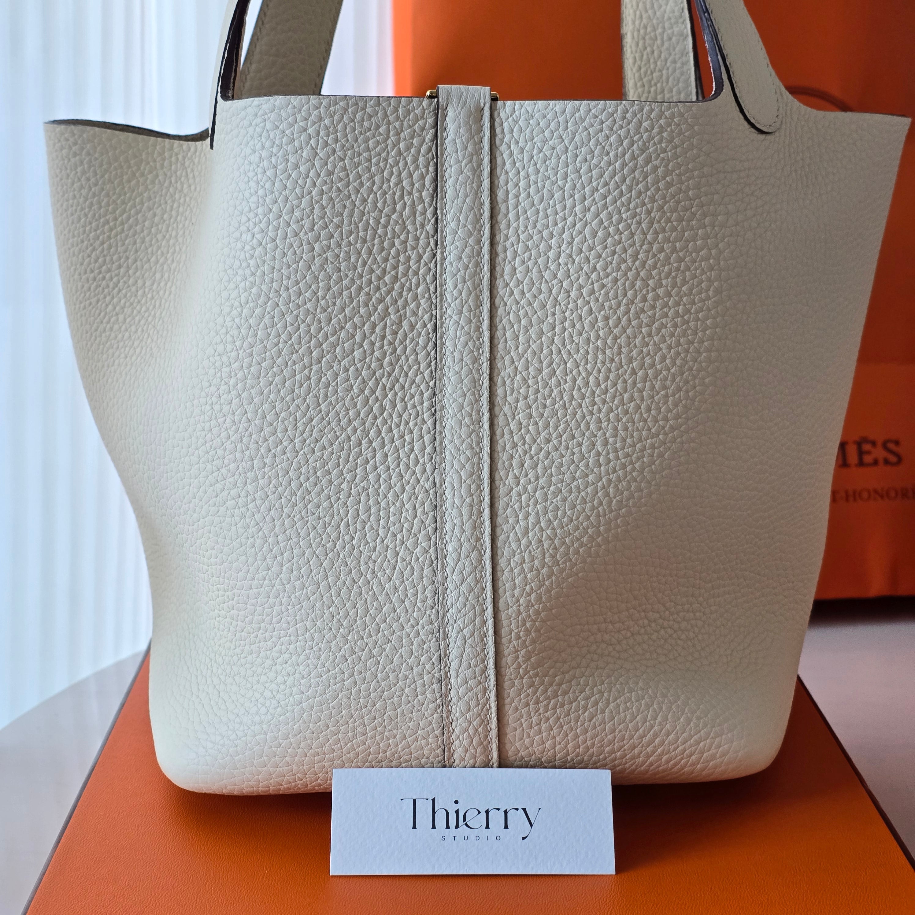 피코탄 22 끌레망스 나타 금장