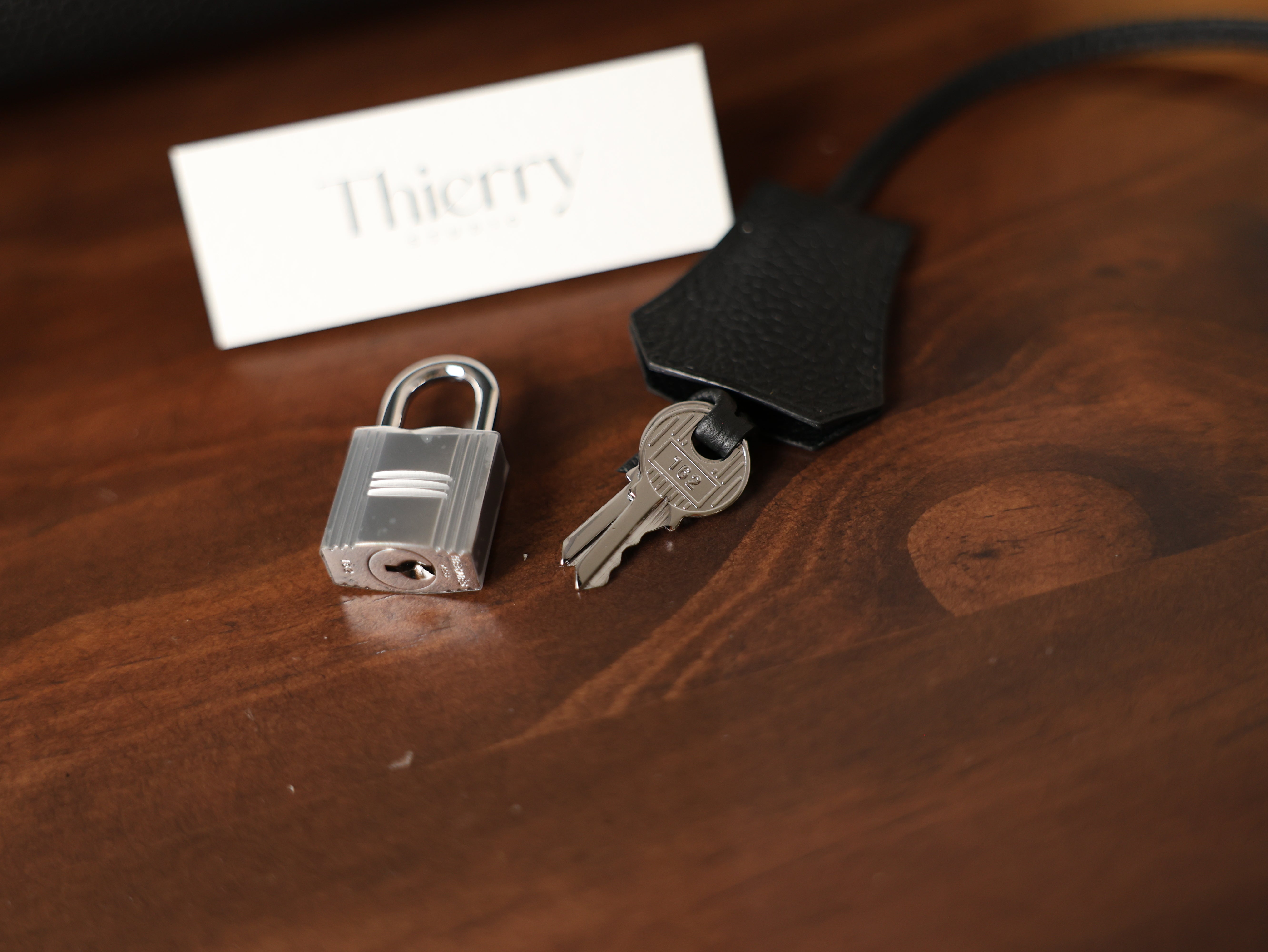 버킨 30 토고 블랙 은장