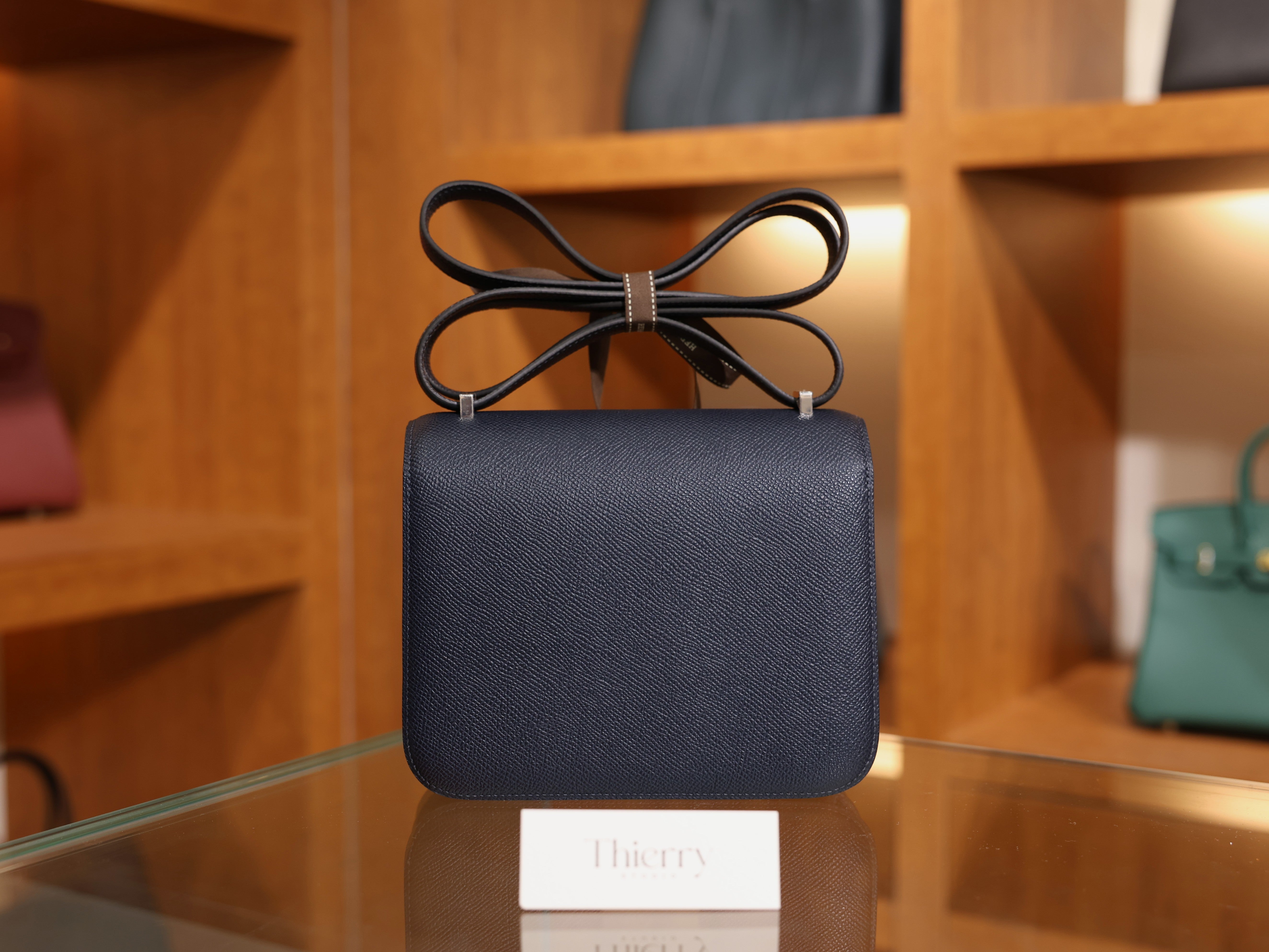 콘스탄스 18 앱송 블루뉘 은장