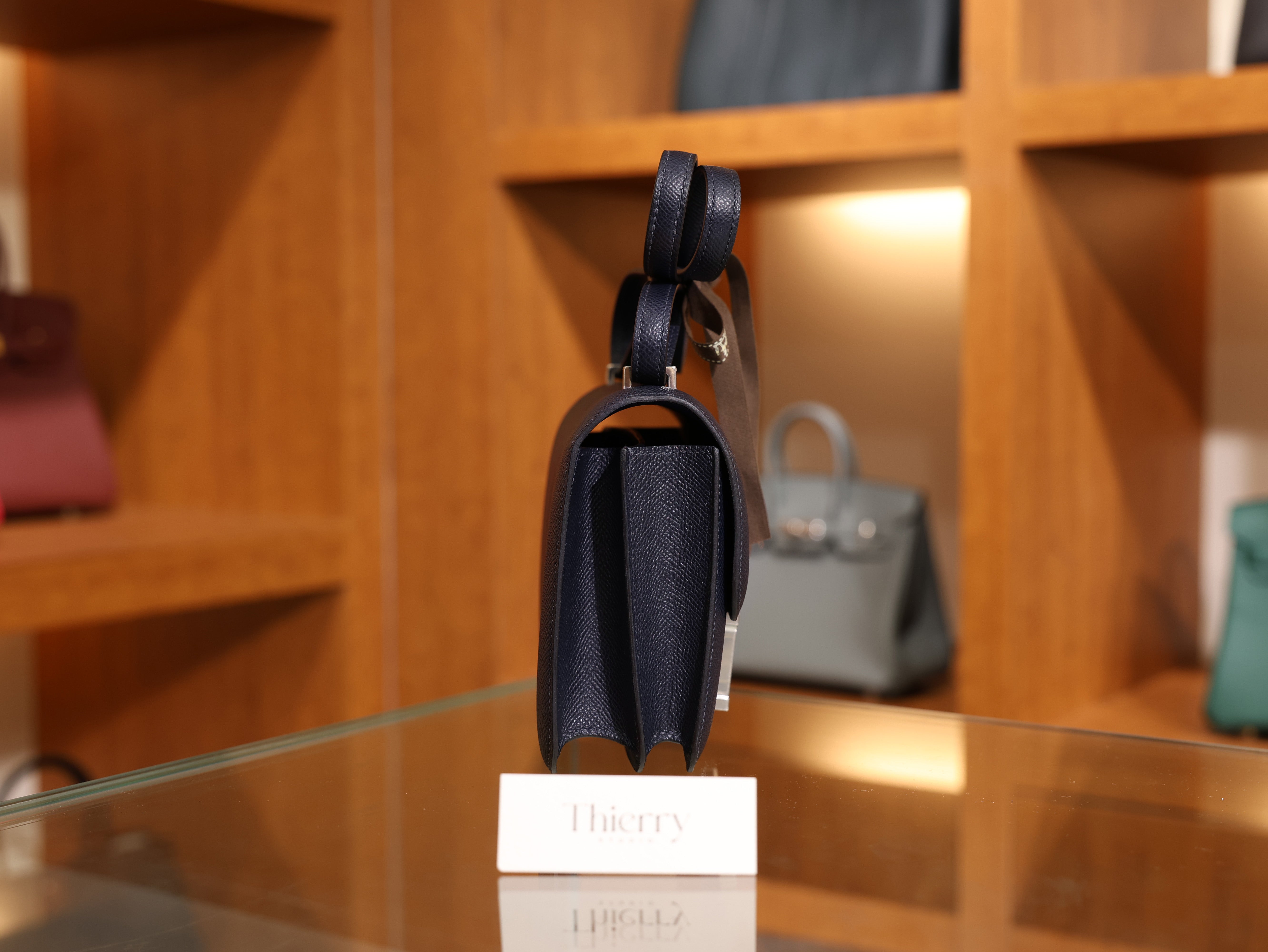 콘스탄스 18 앱송 블루뉘 은장