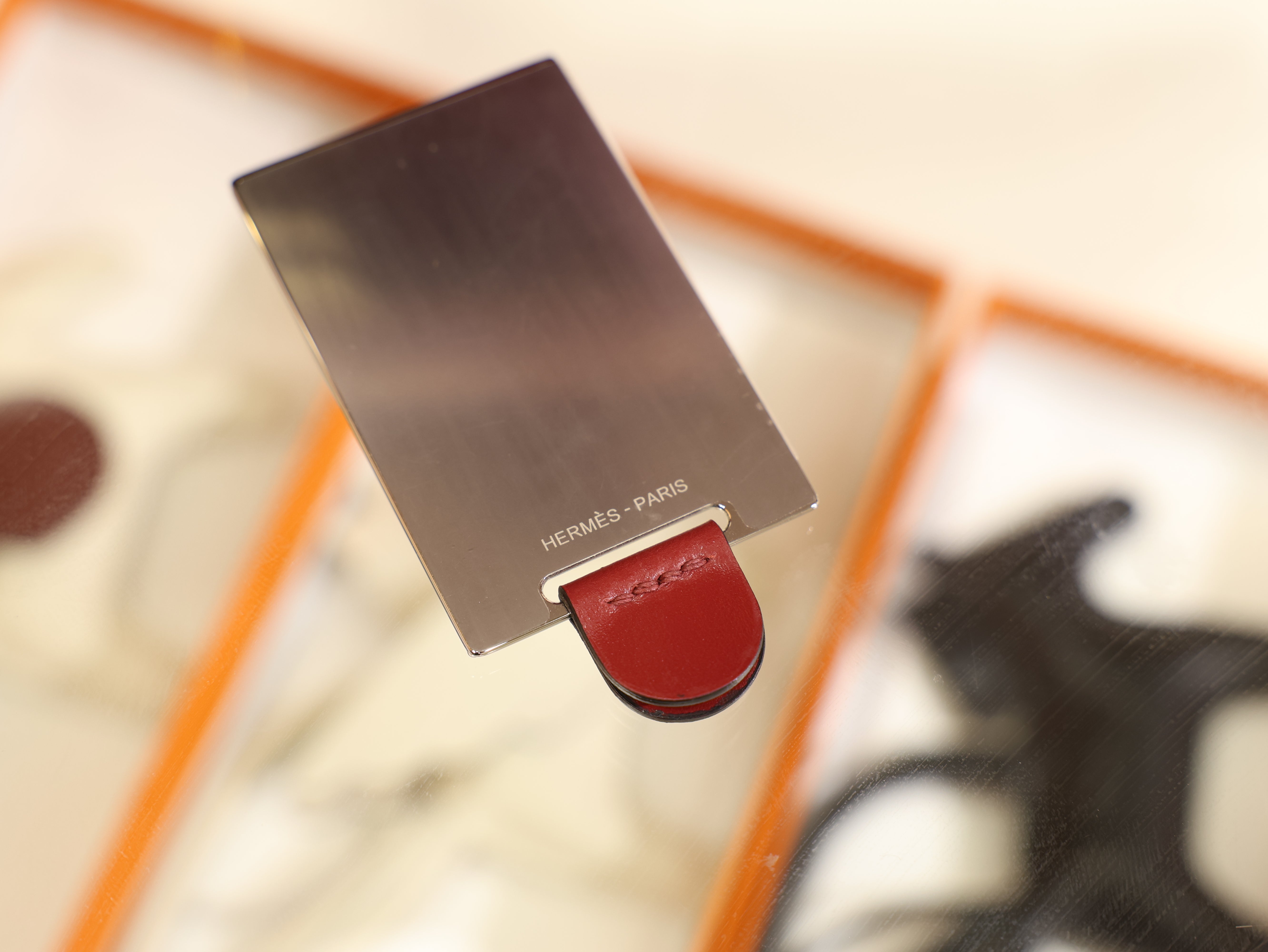 콘스탄스 18 복스 루즈아쉬 금장