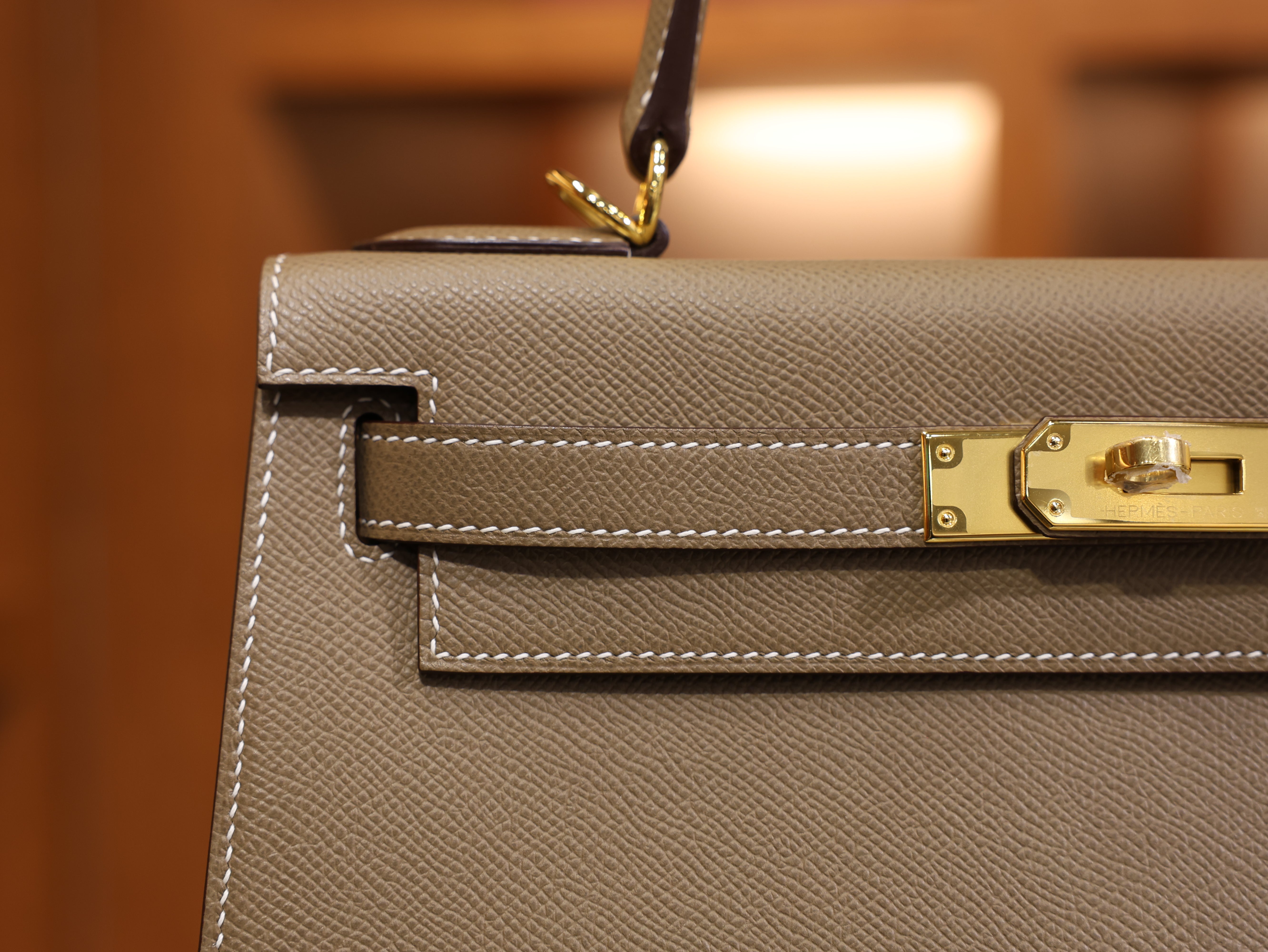 Kelly 28 epsom etoupe GHW