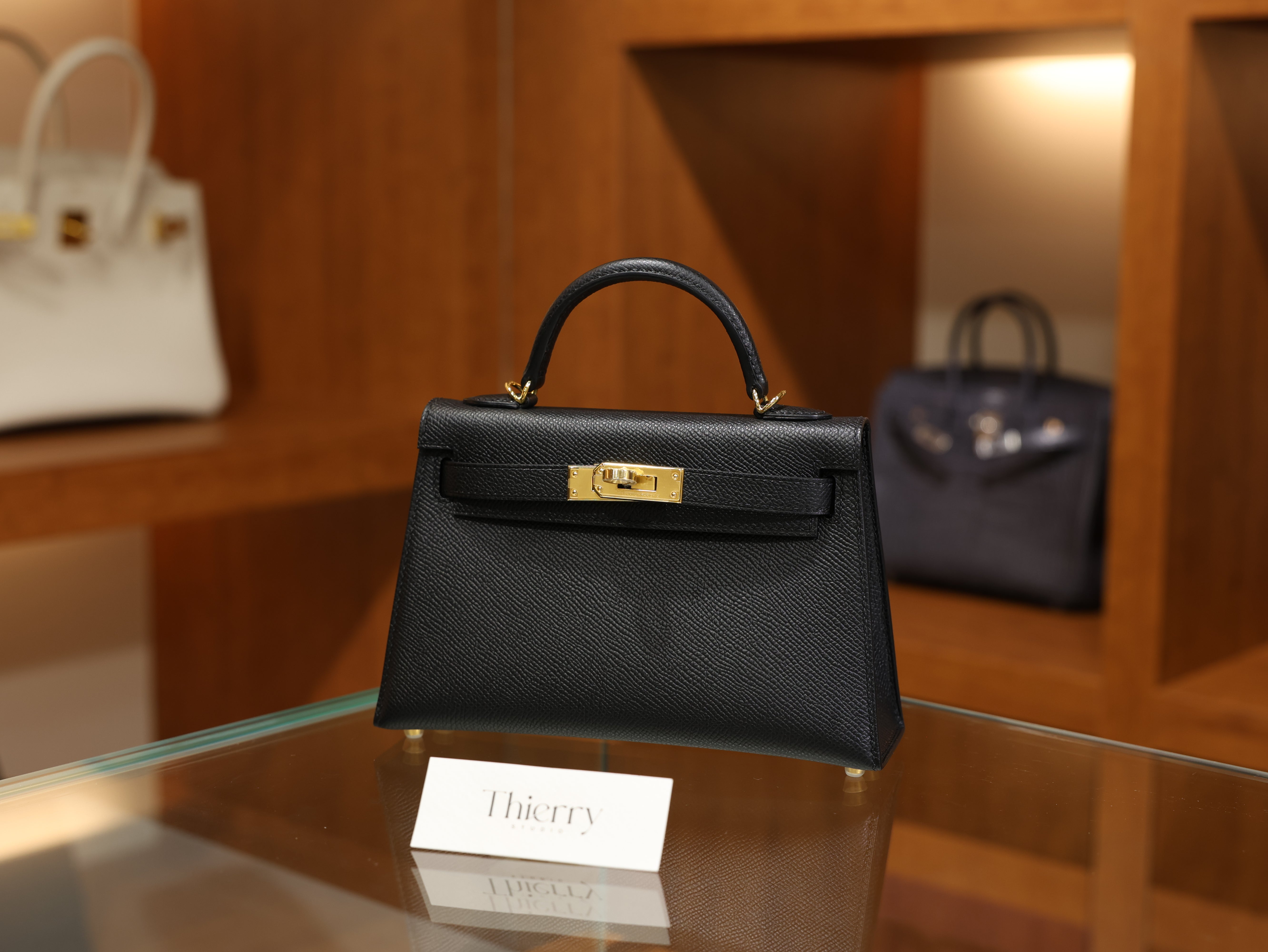 미니 켈리 앱송 블랙 금장