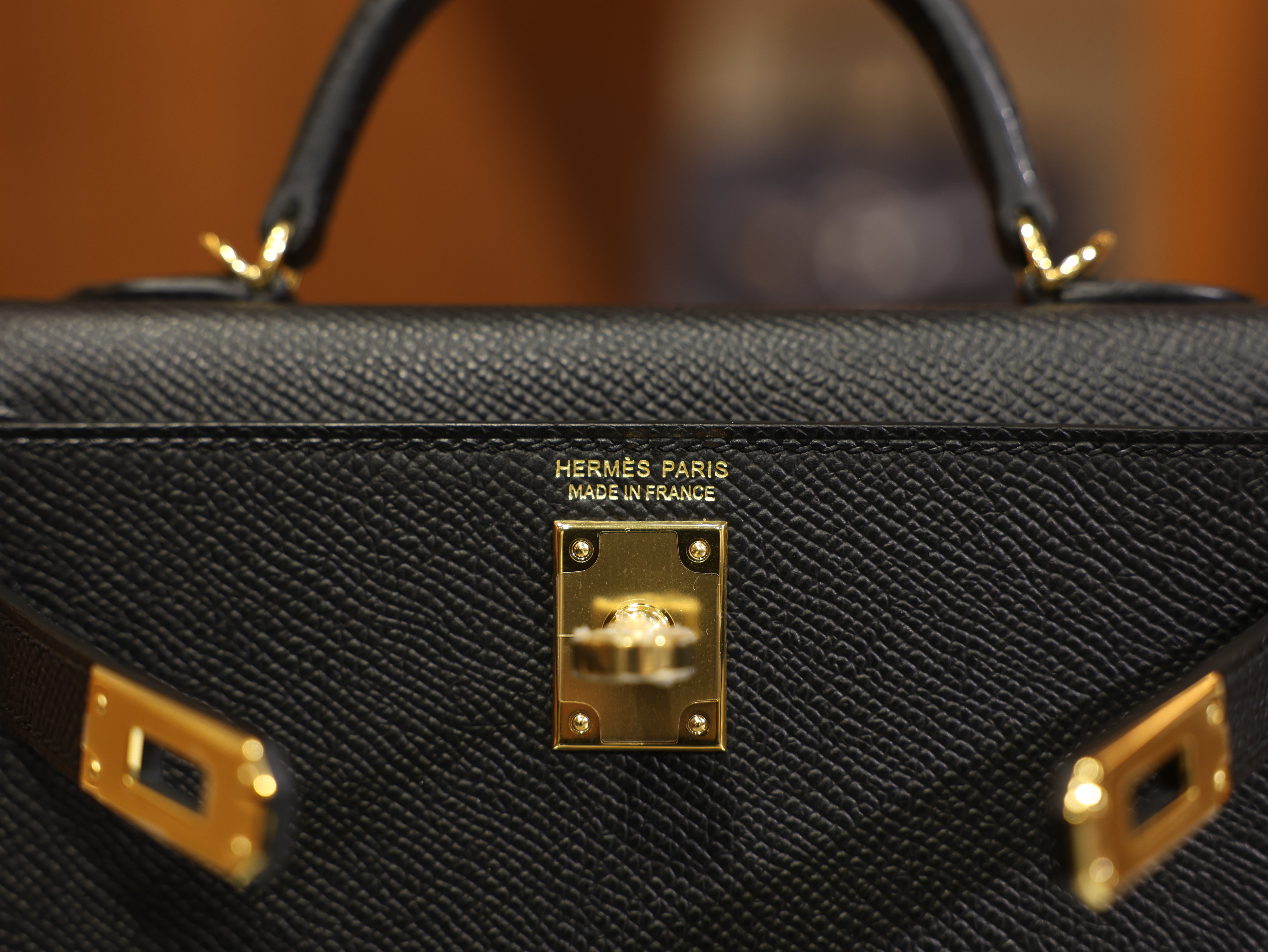 미니 켈리 앱송 블랙 금장