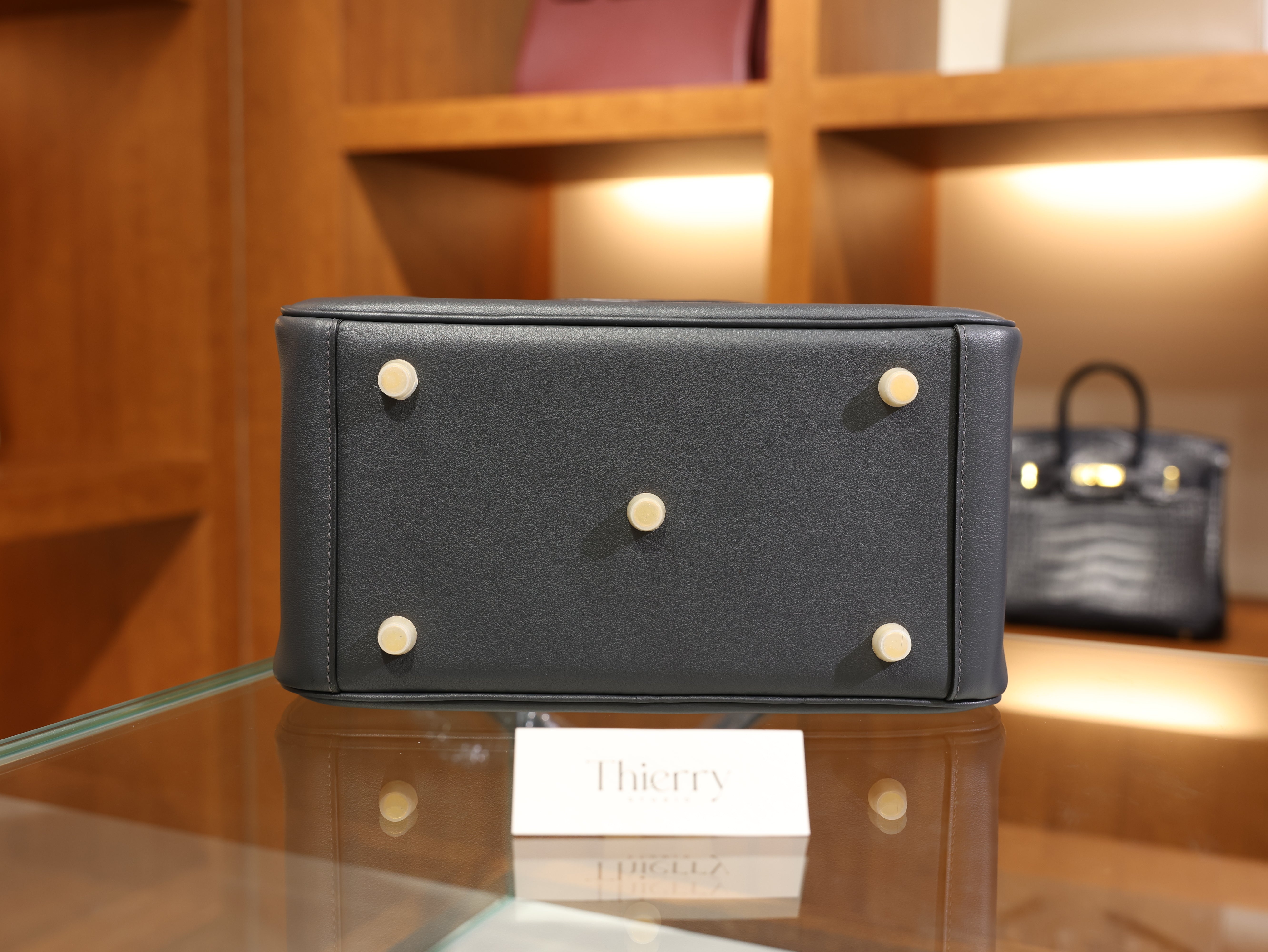 린디 26 스위프트 그리스 미스티 & 블랙 금장