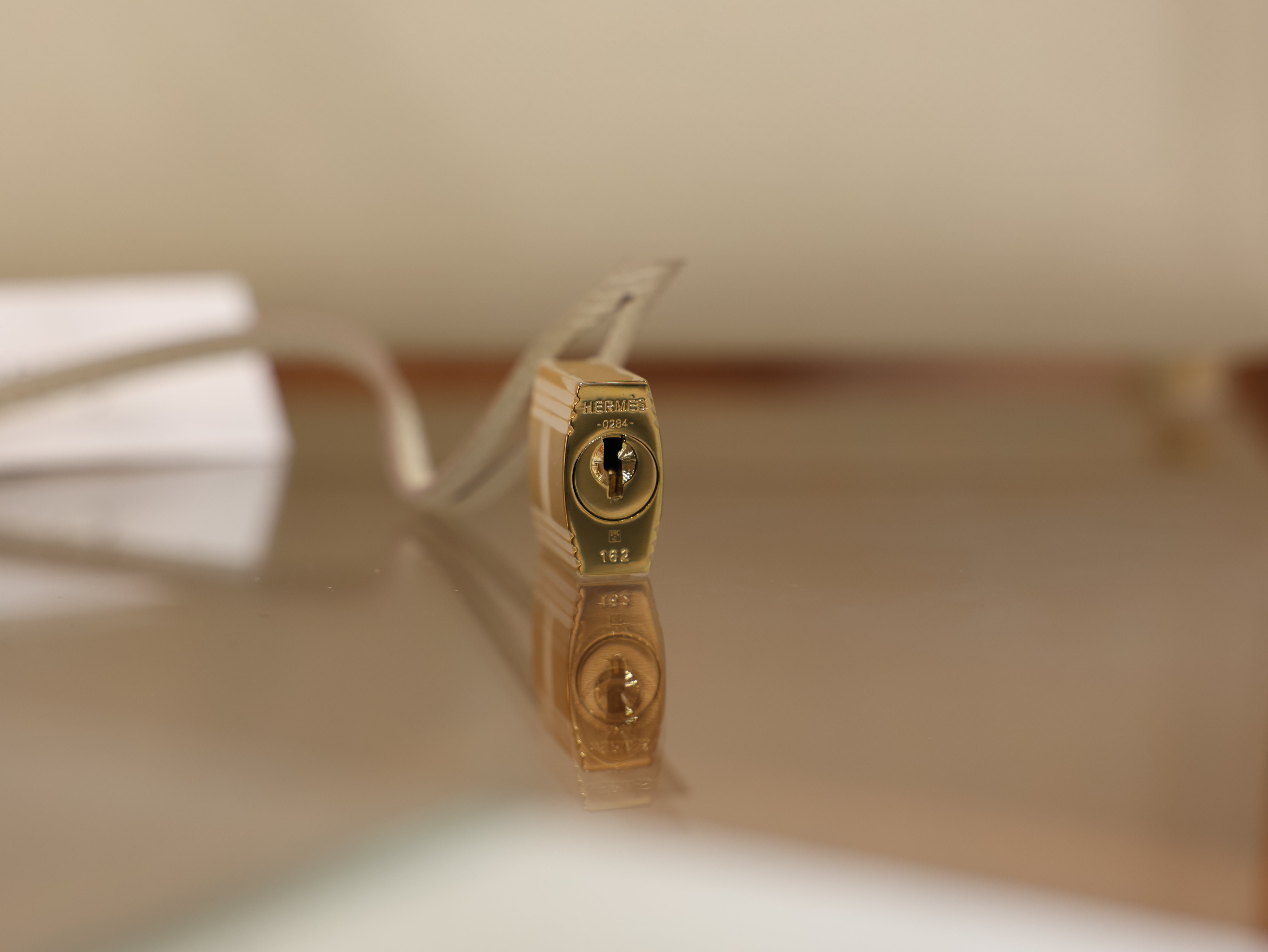 Kelly 28 epsom craie GHW