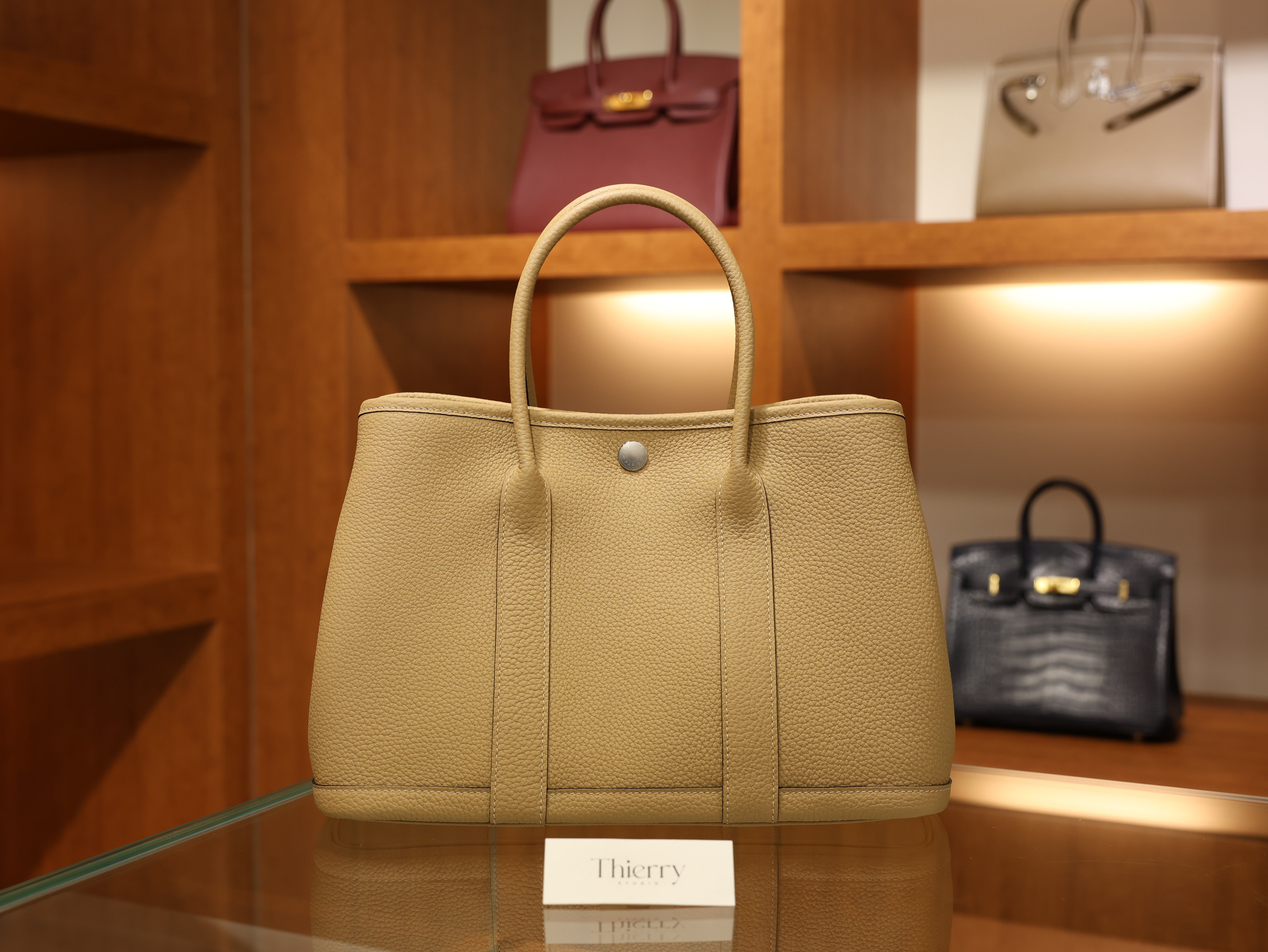 가든파티 30 네곤다 트렌치