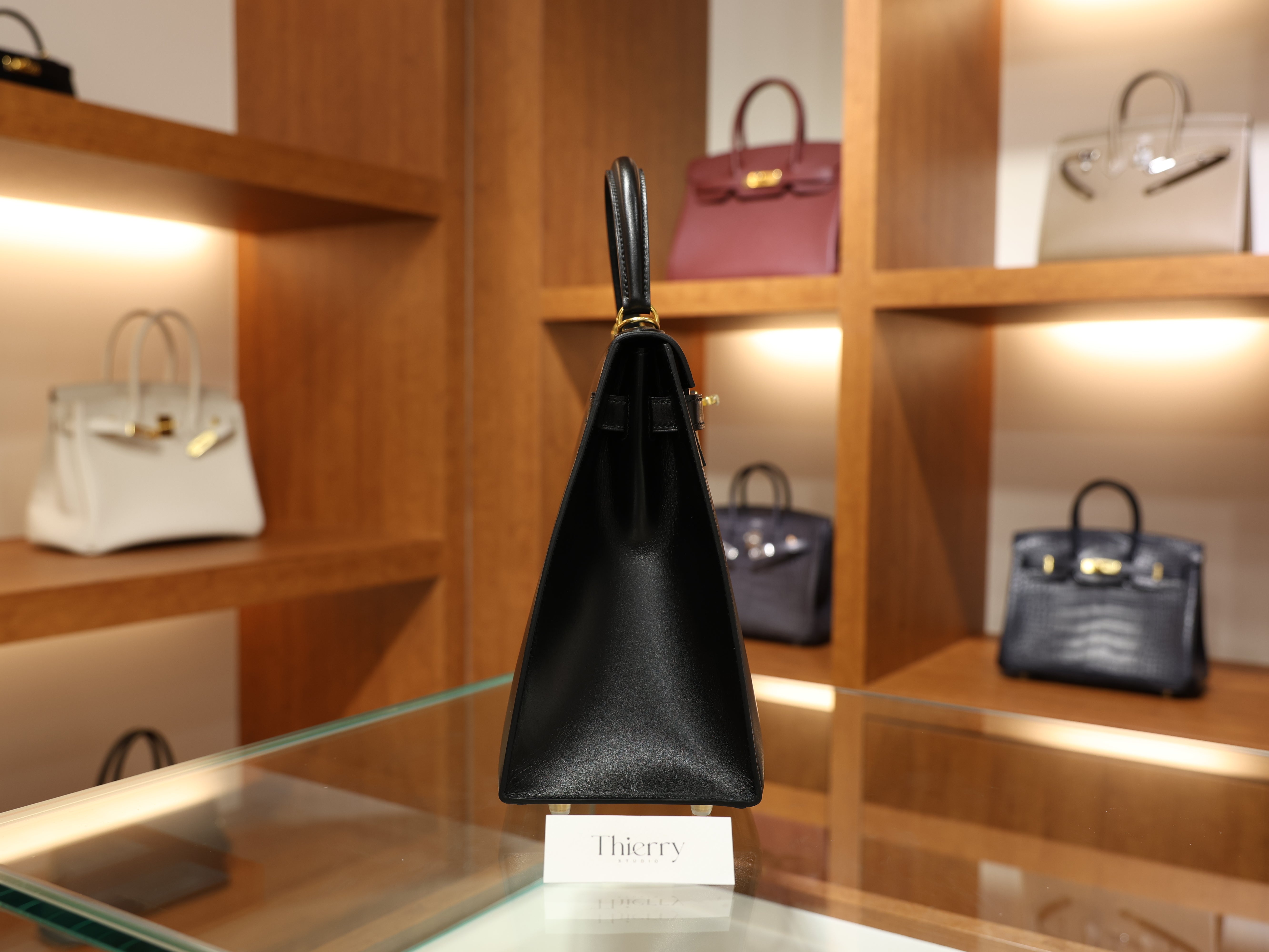 켈리 32 복스 셀리에 블랙 금장