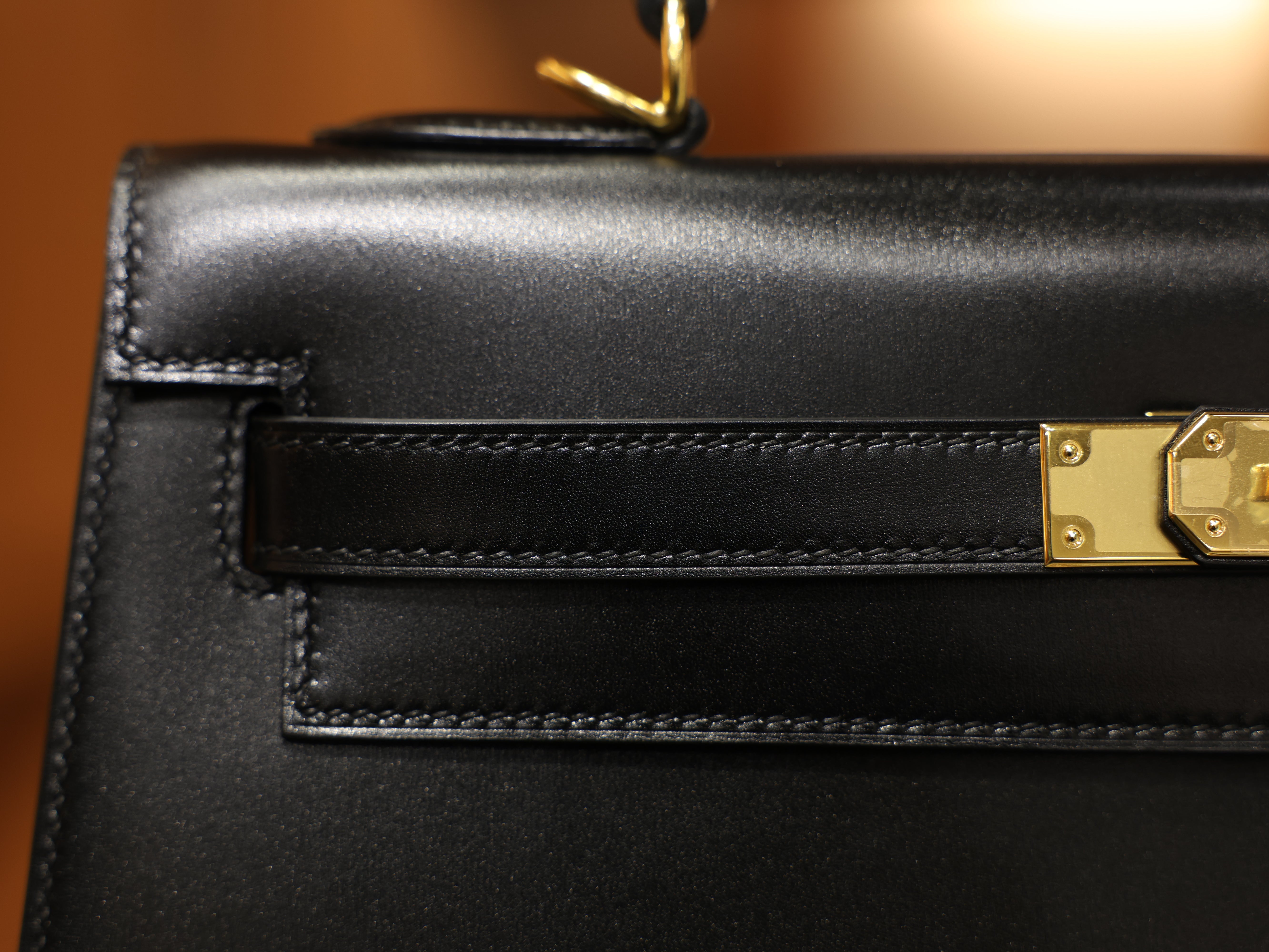 켈리 32 복스 셀리에 블랙 금장