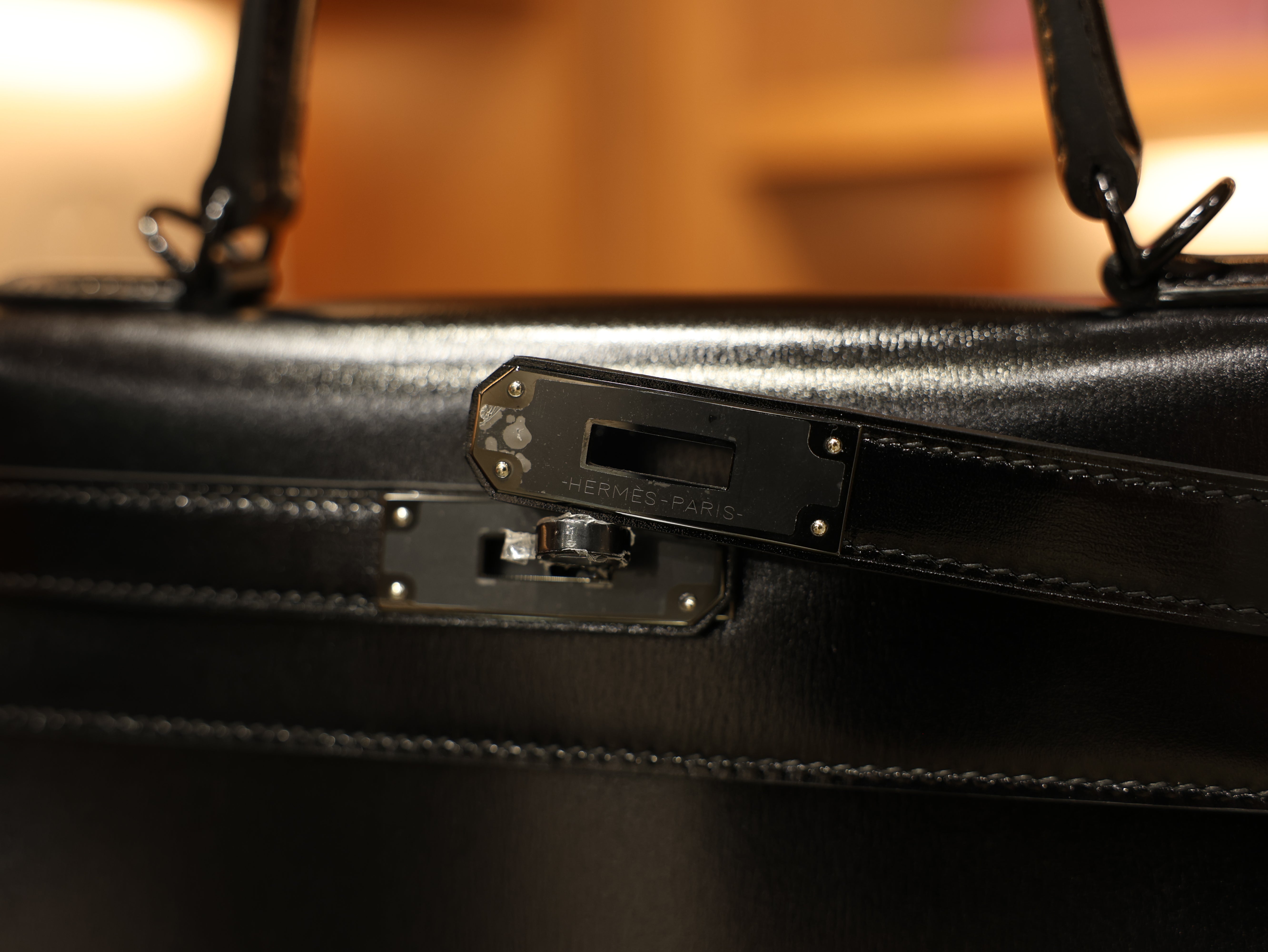 켈리 28 복스 르투르네 쏘블랙