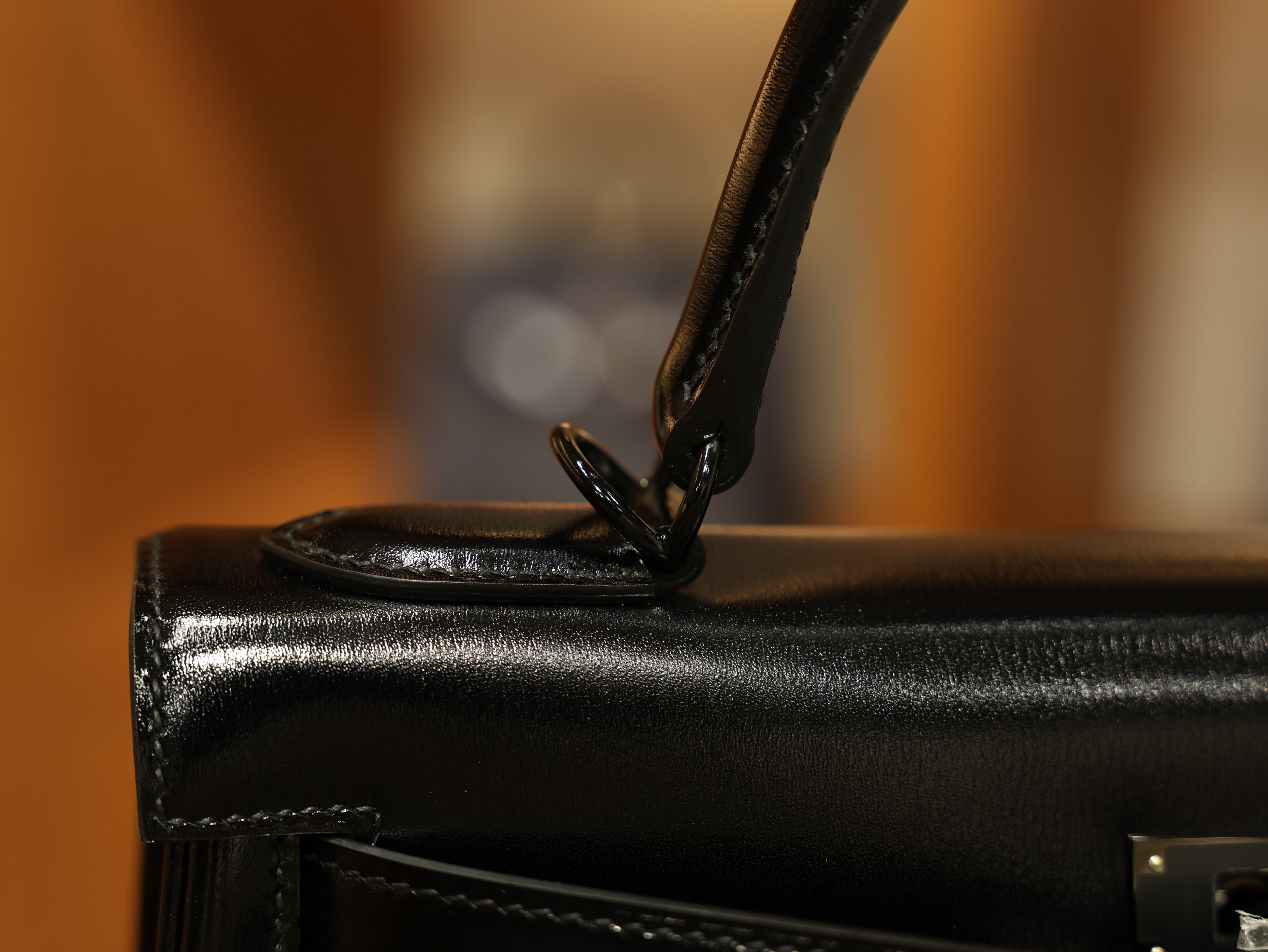 켈리 28 복스 르투르네 쏘블랙