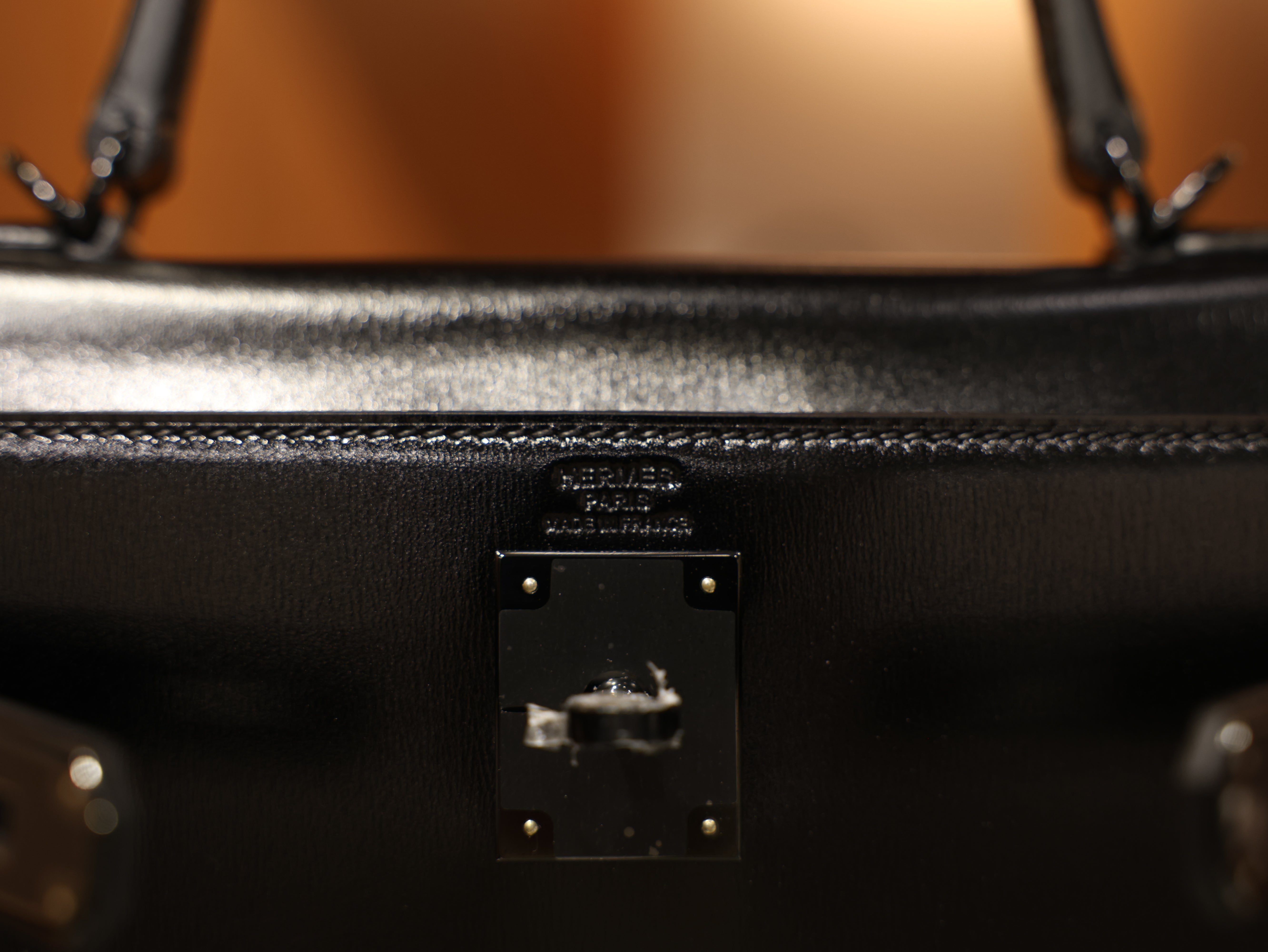 켈리 28 복스 르투르네 쏘블랙