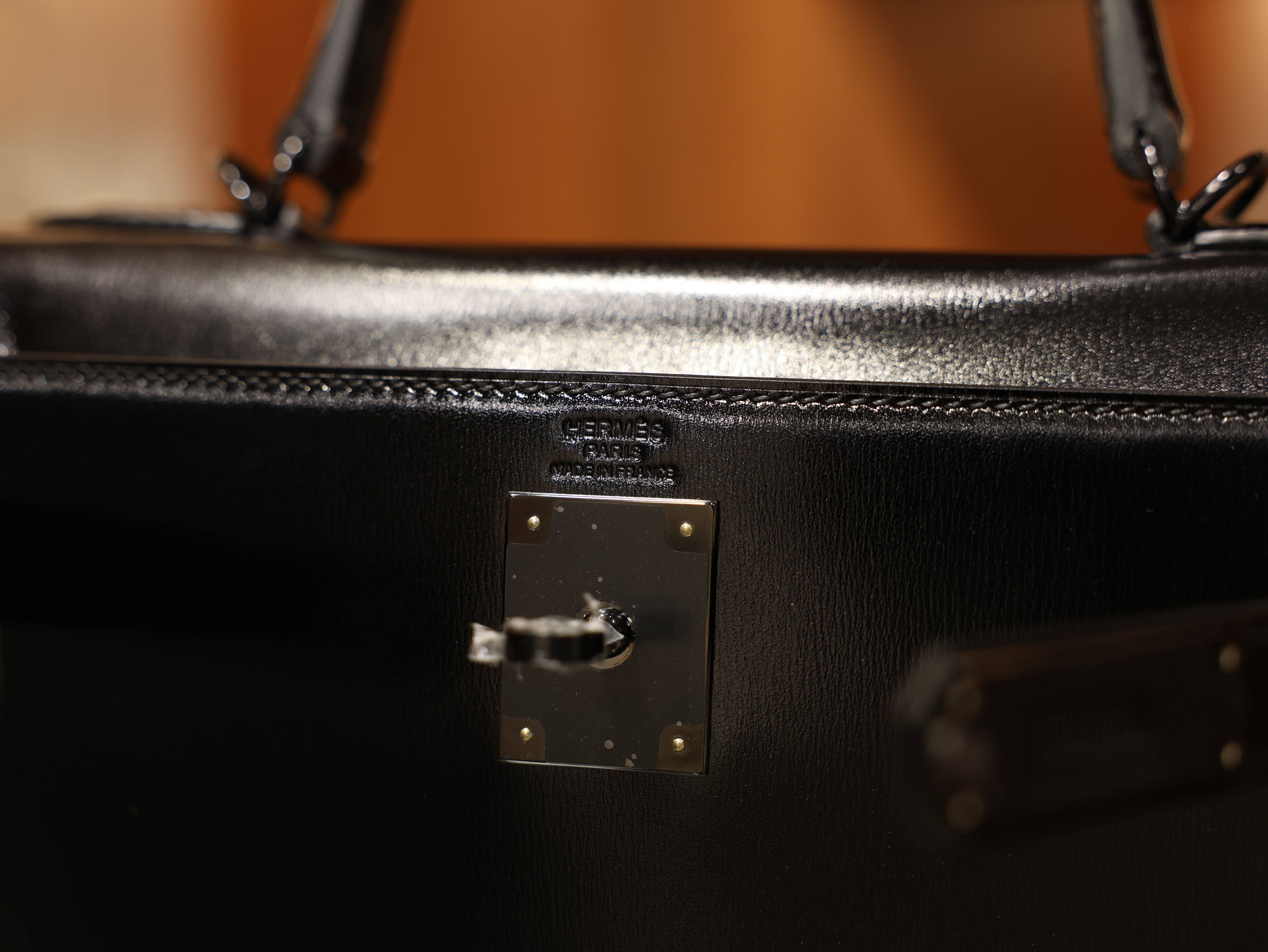 켈리 28 복스 르투르네 쏘블랙