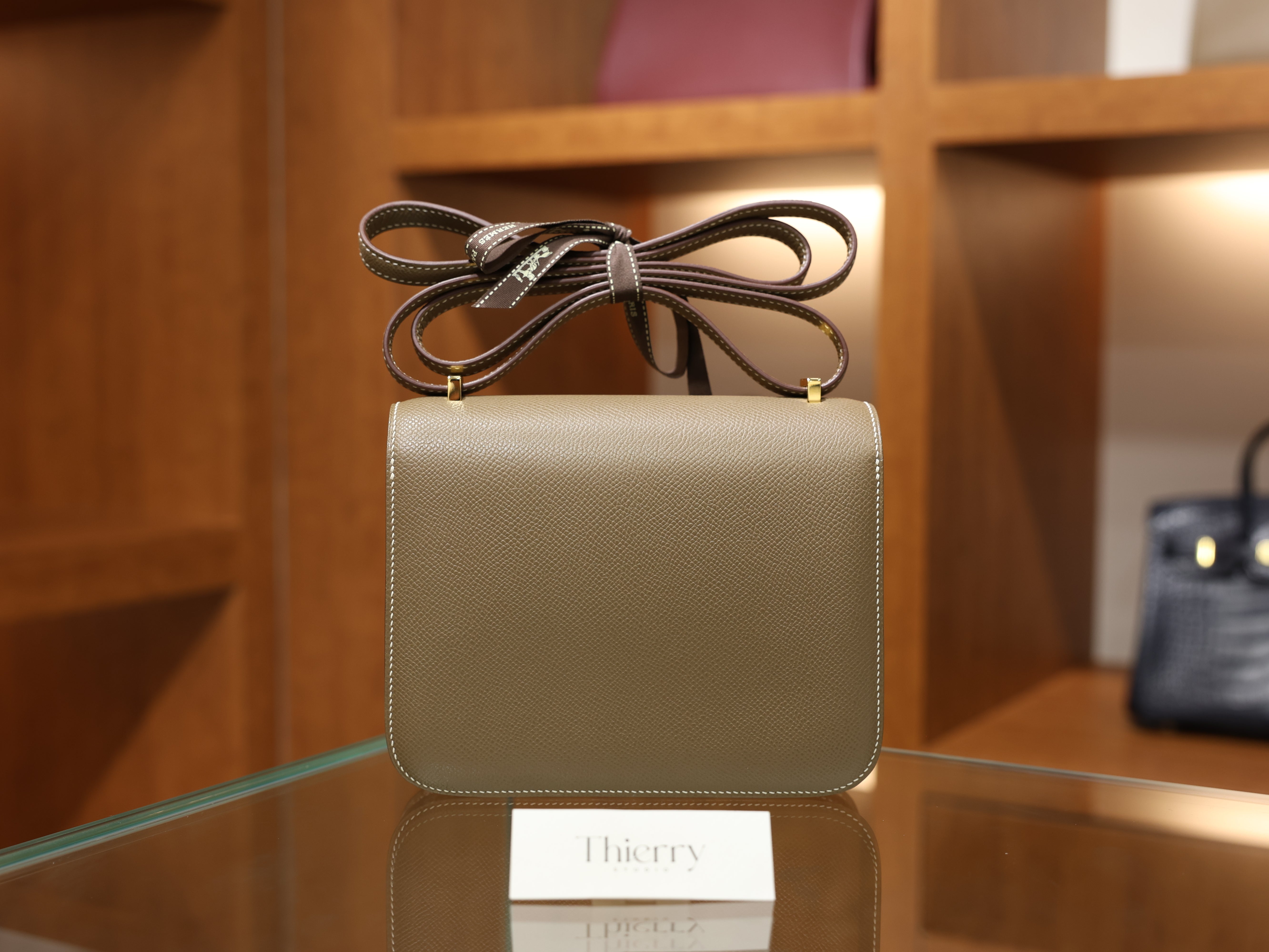 콘스탄스 18 앱송 에토프 금장