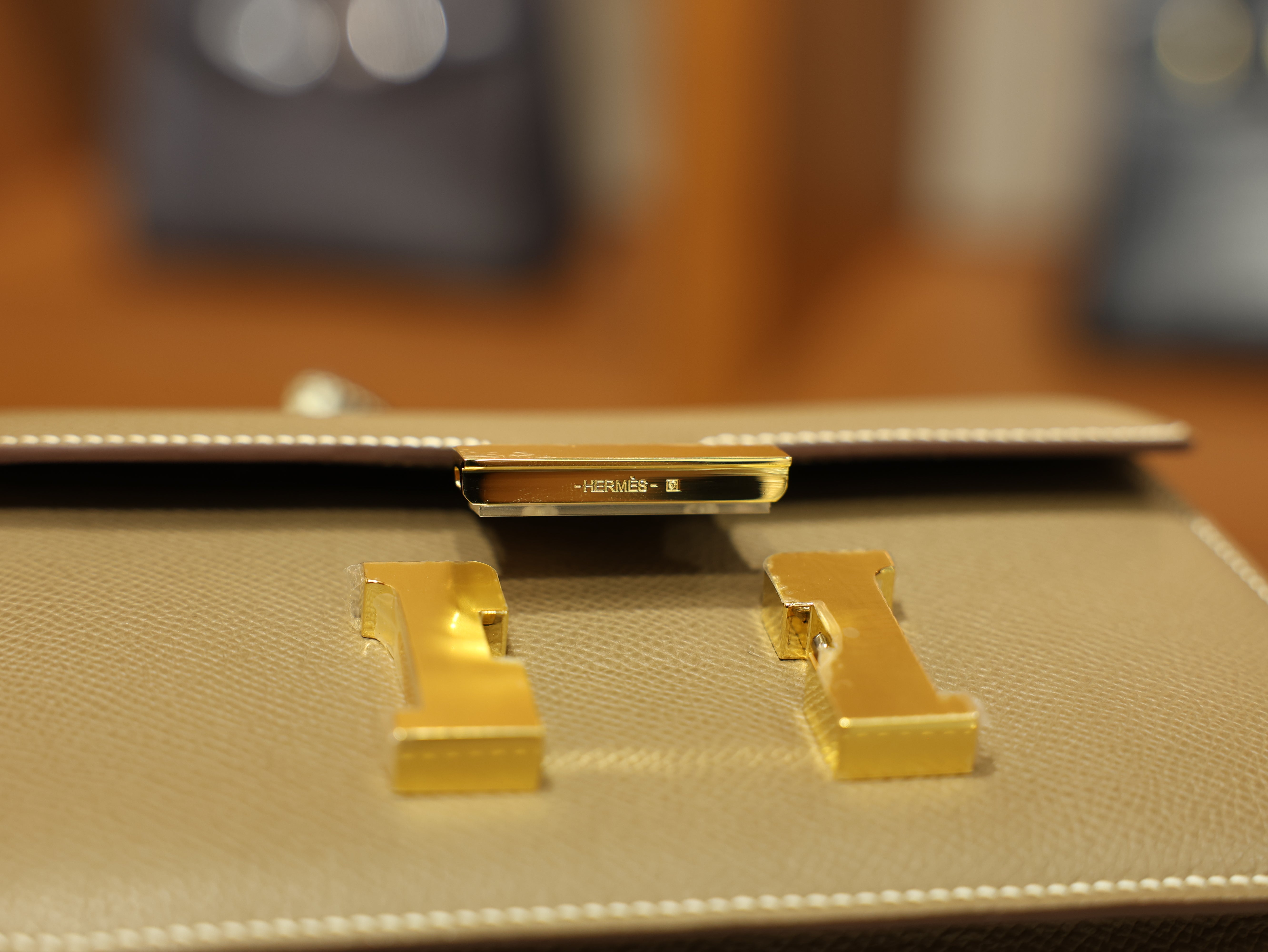 콘스탄스 18 앱송 에토프 금장