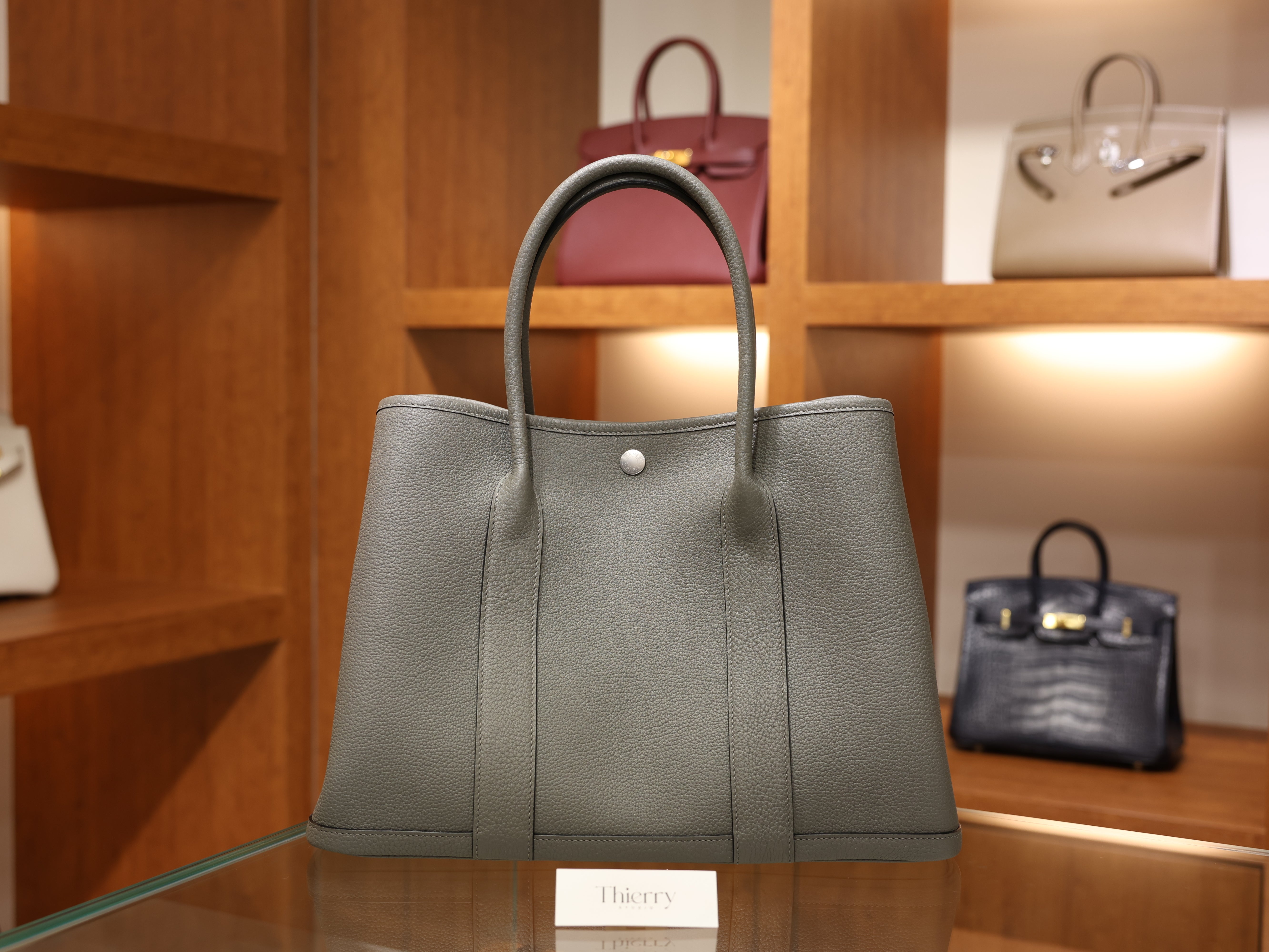 가든파티 36 네곤다 그리스 메이어