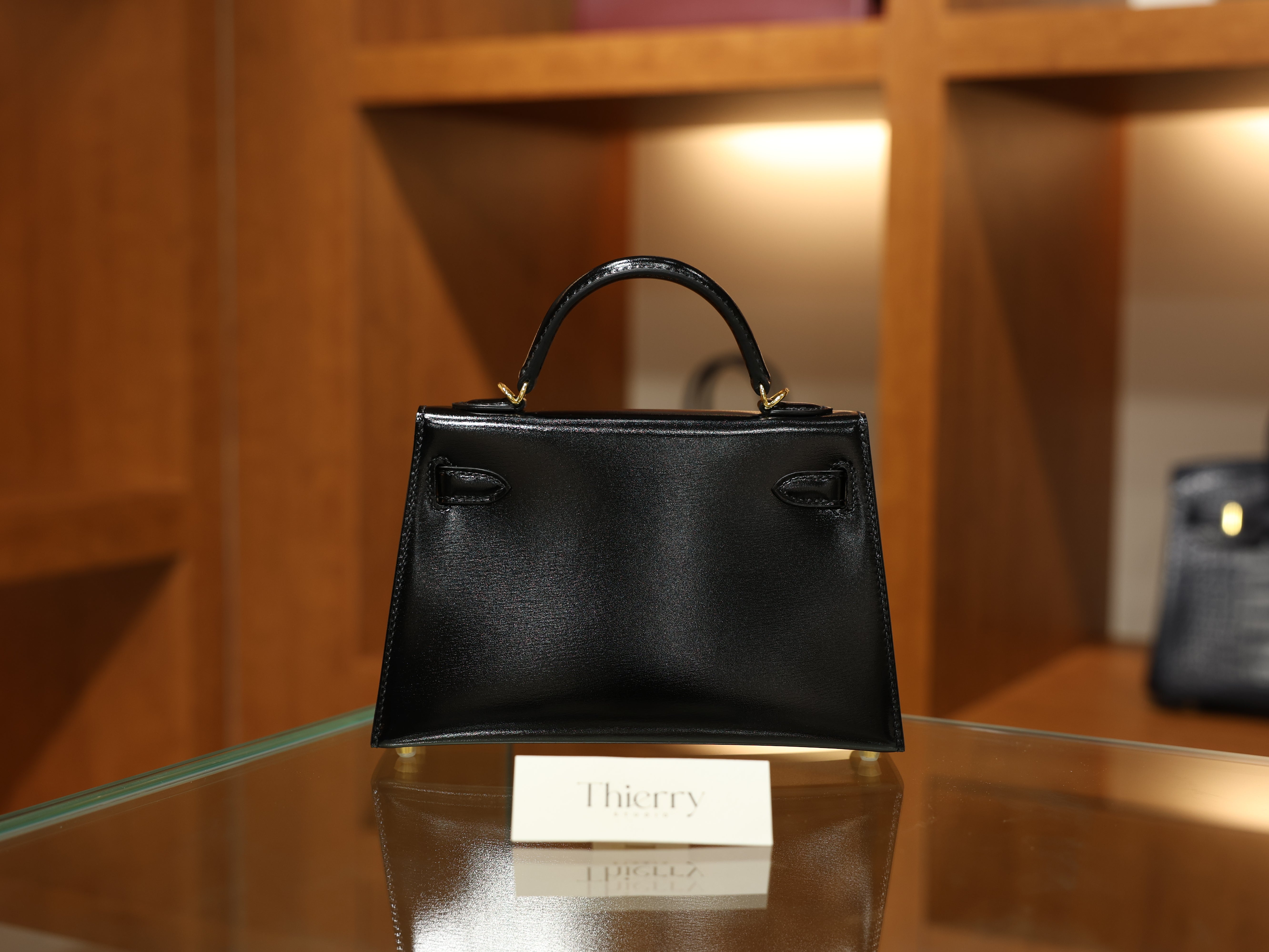 미니 켈리 복스 블랙 금장