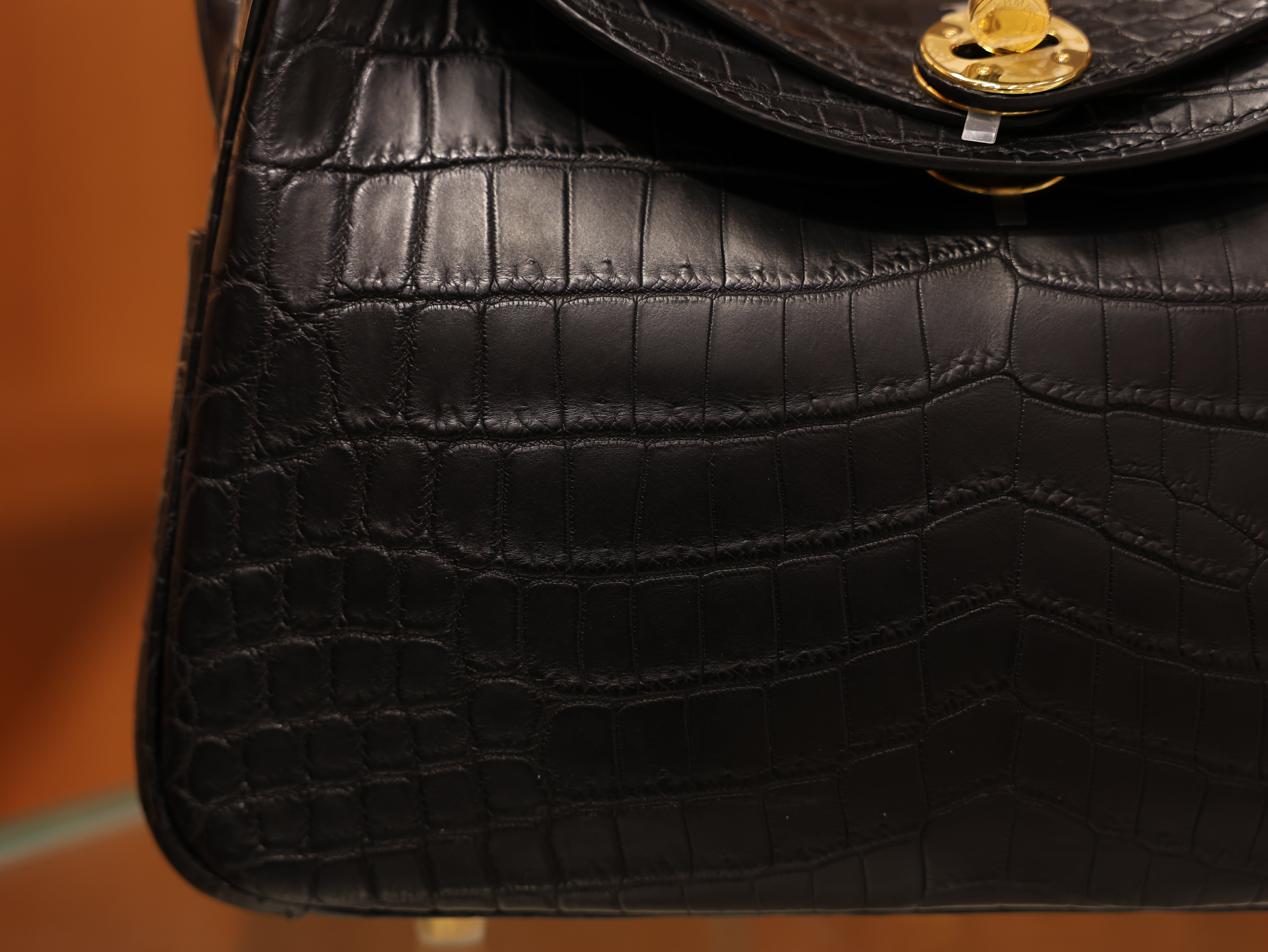 린디 26 매트 닐로티쿠스 블랙 금장