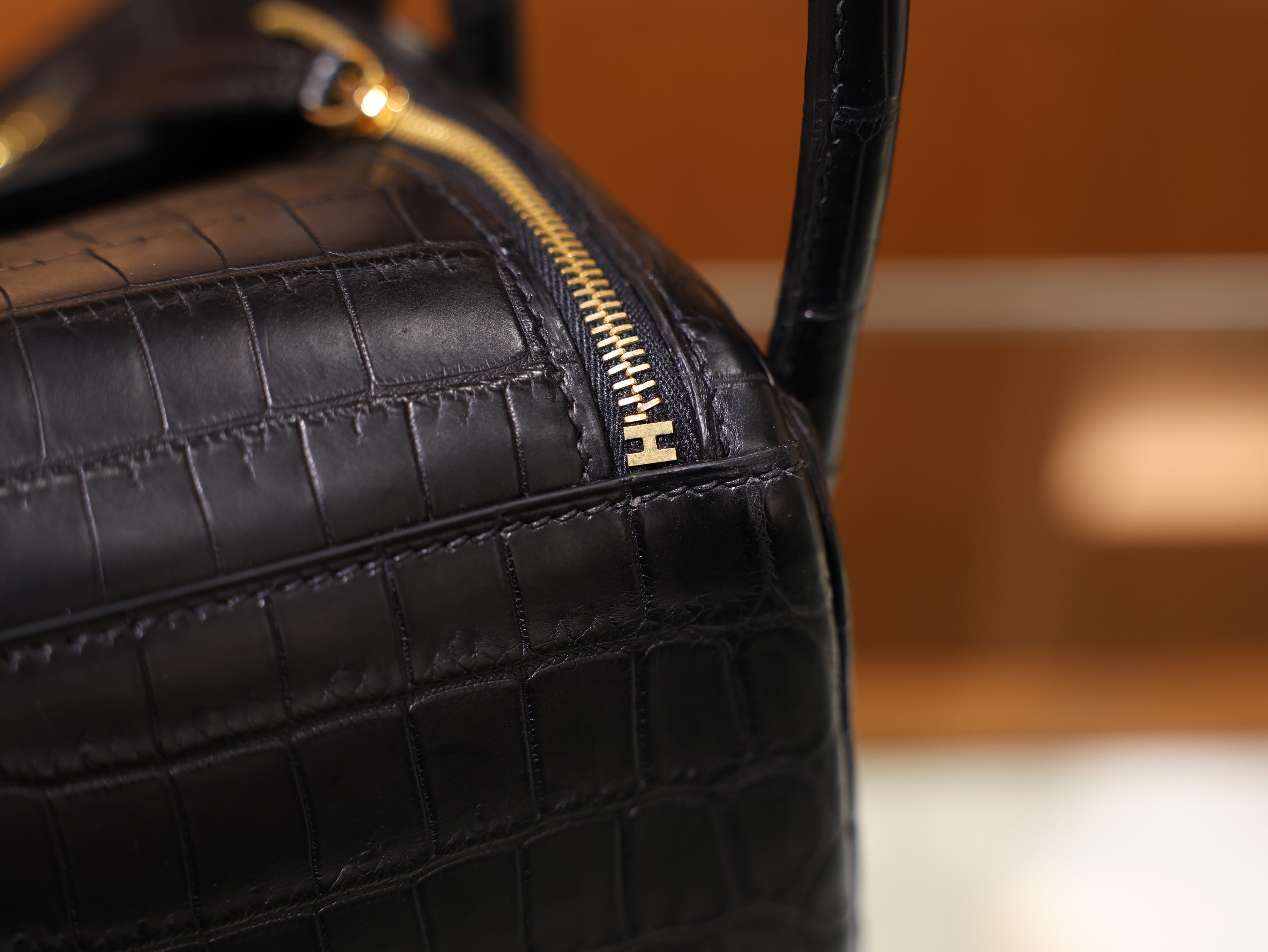 린디 26 매트 닐로티쿠스 블랙 금장