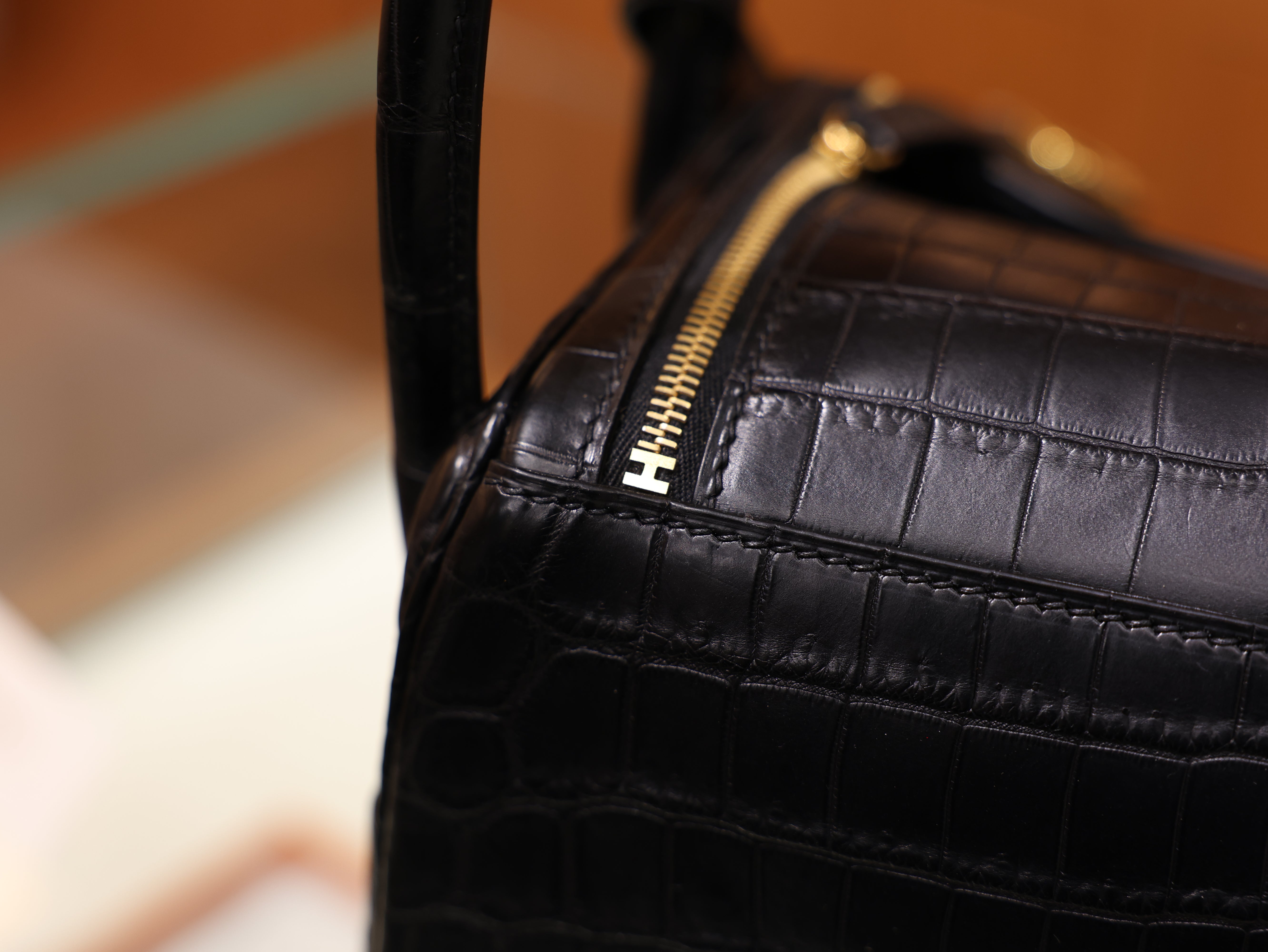 린디 26 매트 닐로티쿠스 블랙 금장