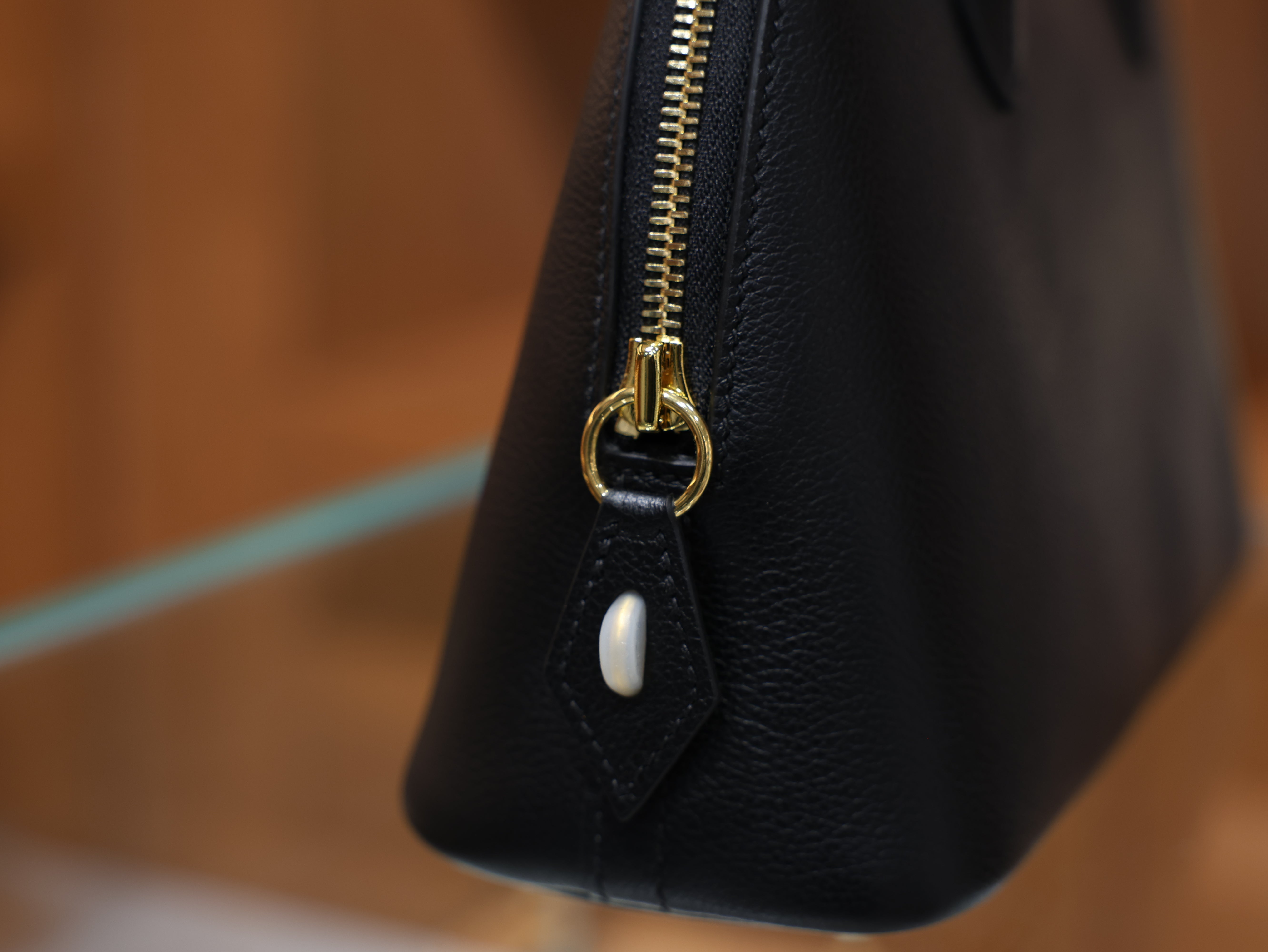 볼리드 25 에버컬러 블랙 금장