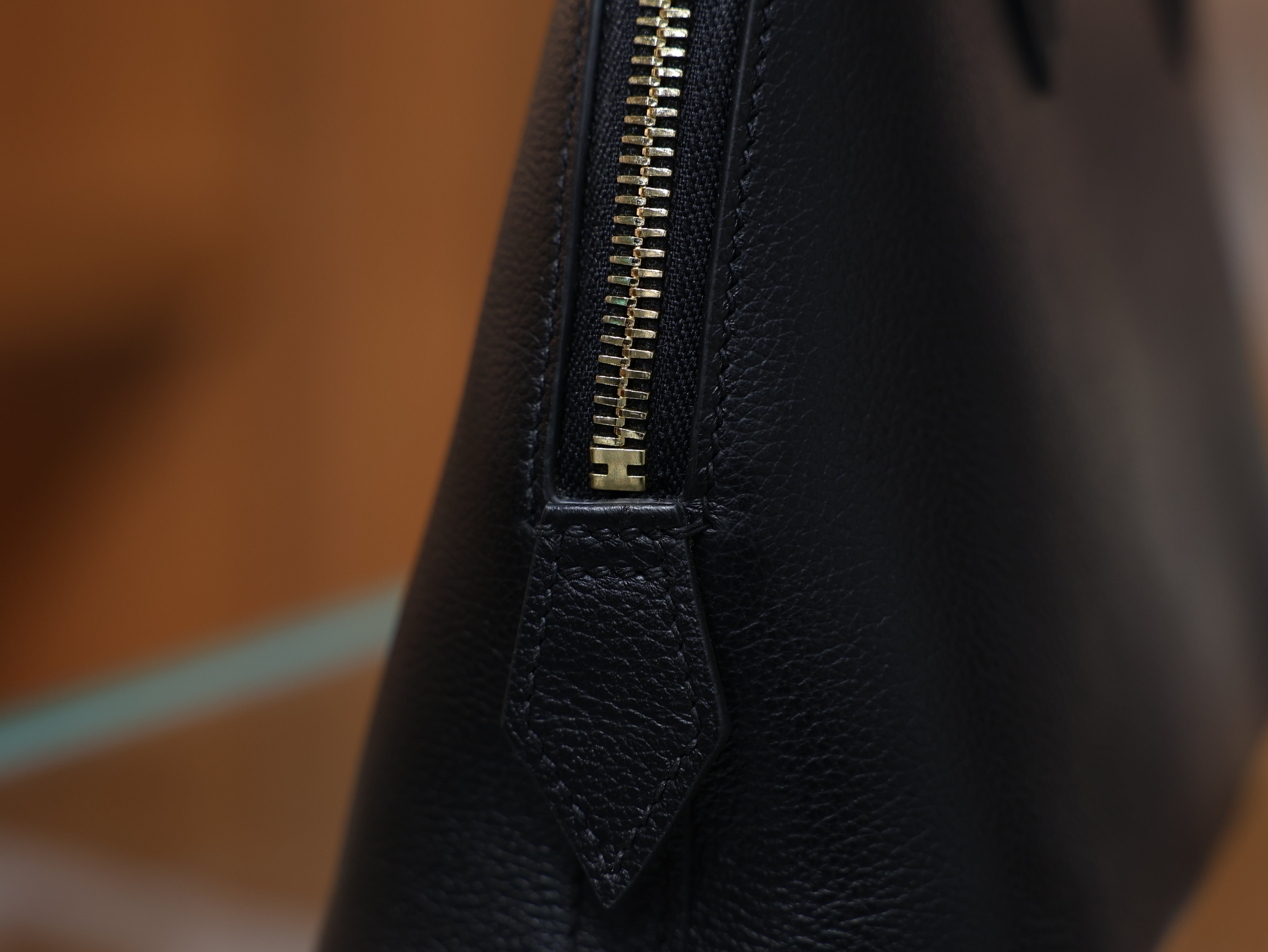 볼리드 25 에버컬러 블랙 금장