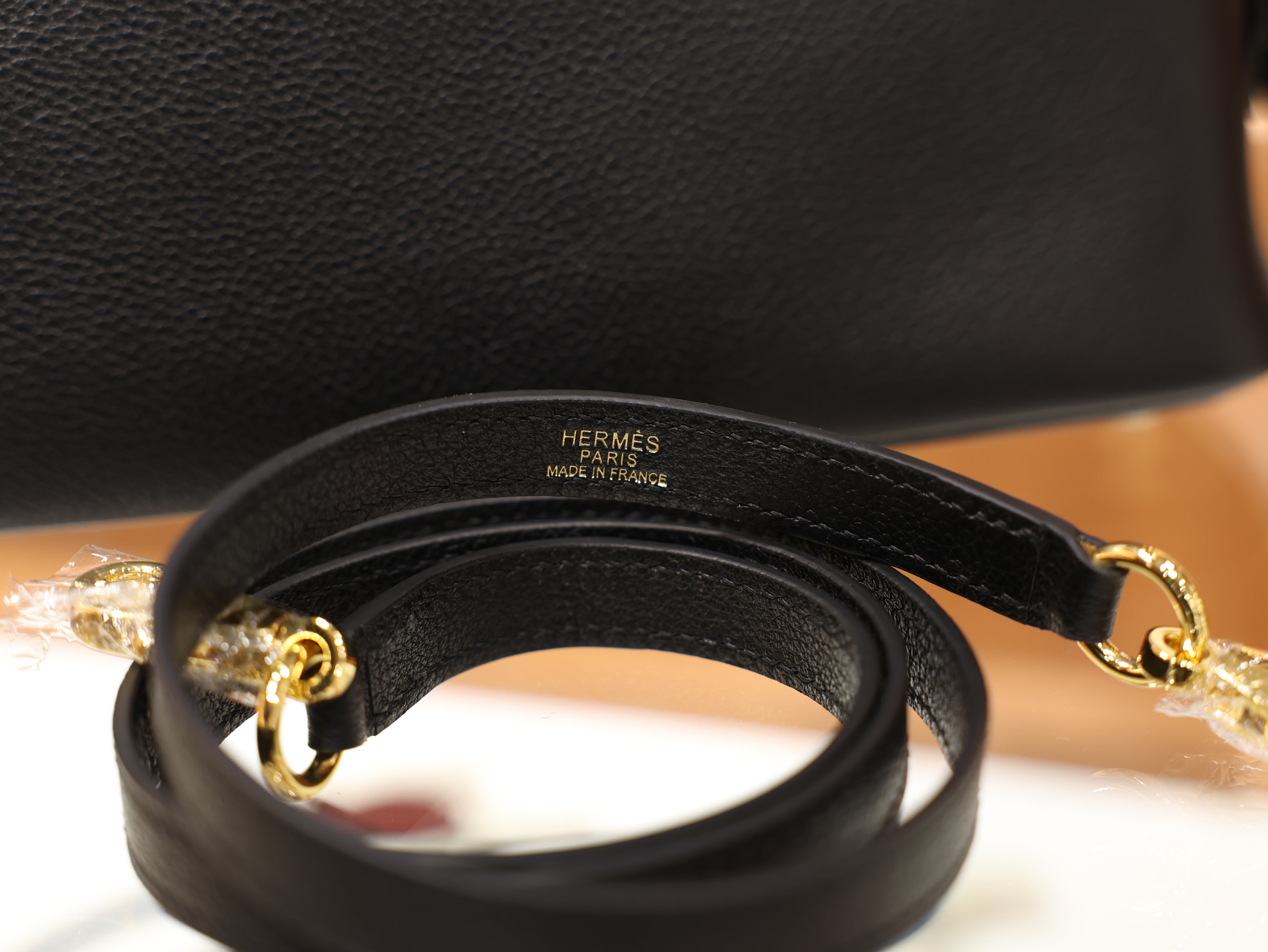 볼리드 25 에버컬러 블랙 금장