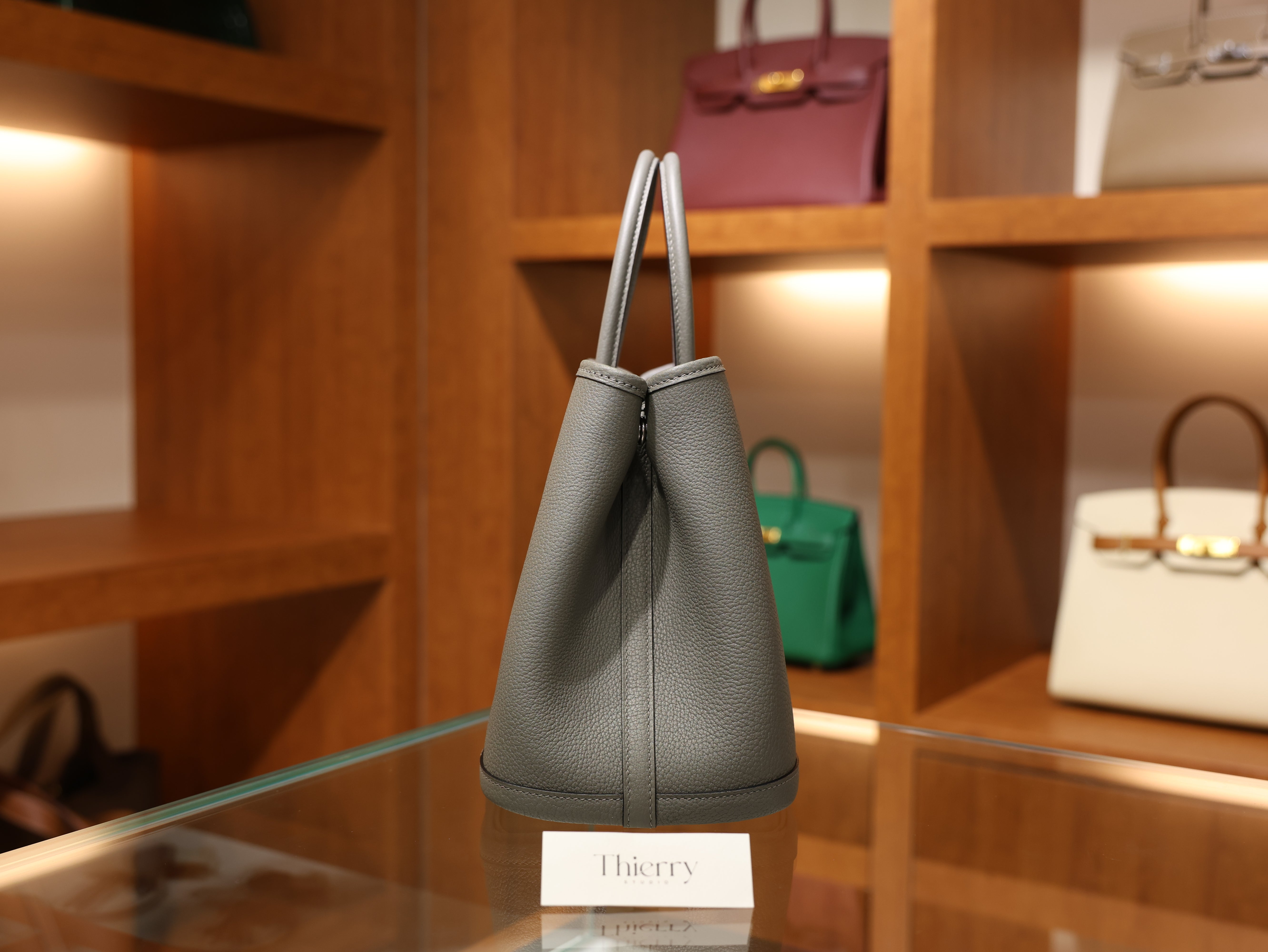 가든파티 30 네곤다 그리스 메이어