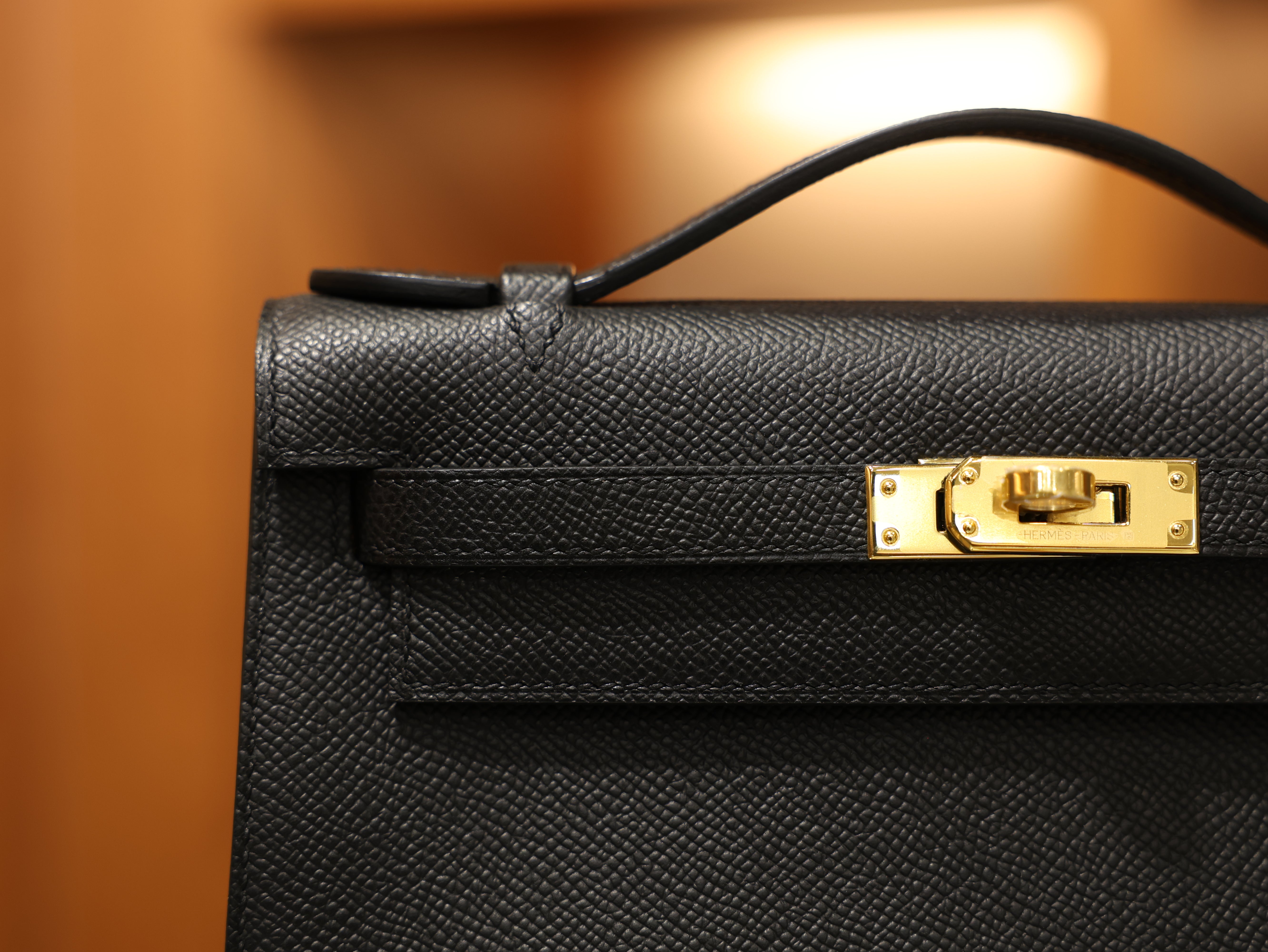 켈리 포쉐트 앱송 블랙 금장