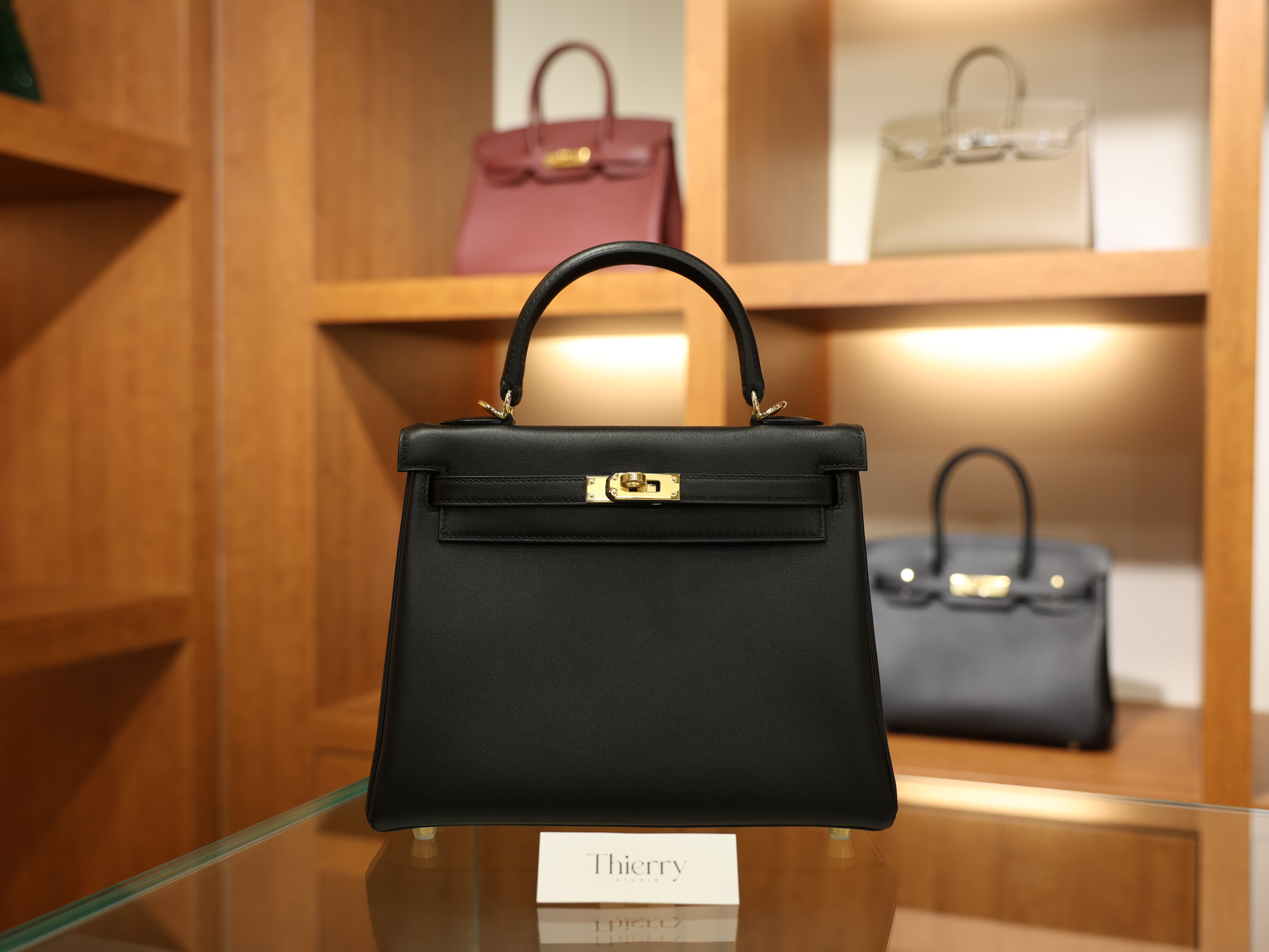 켈리 25 스위프트 블랙 금장