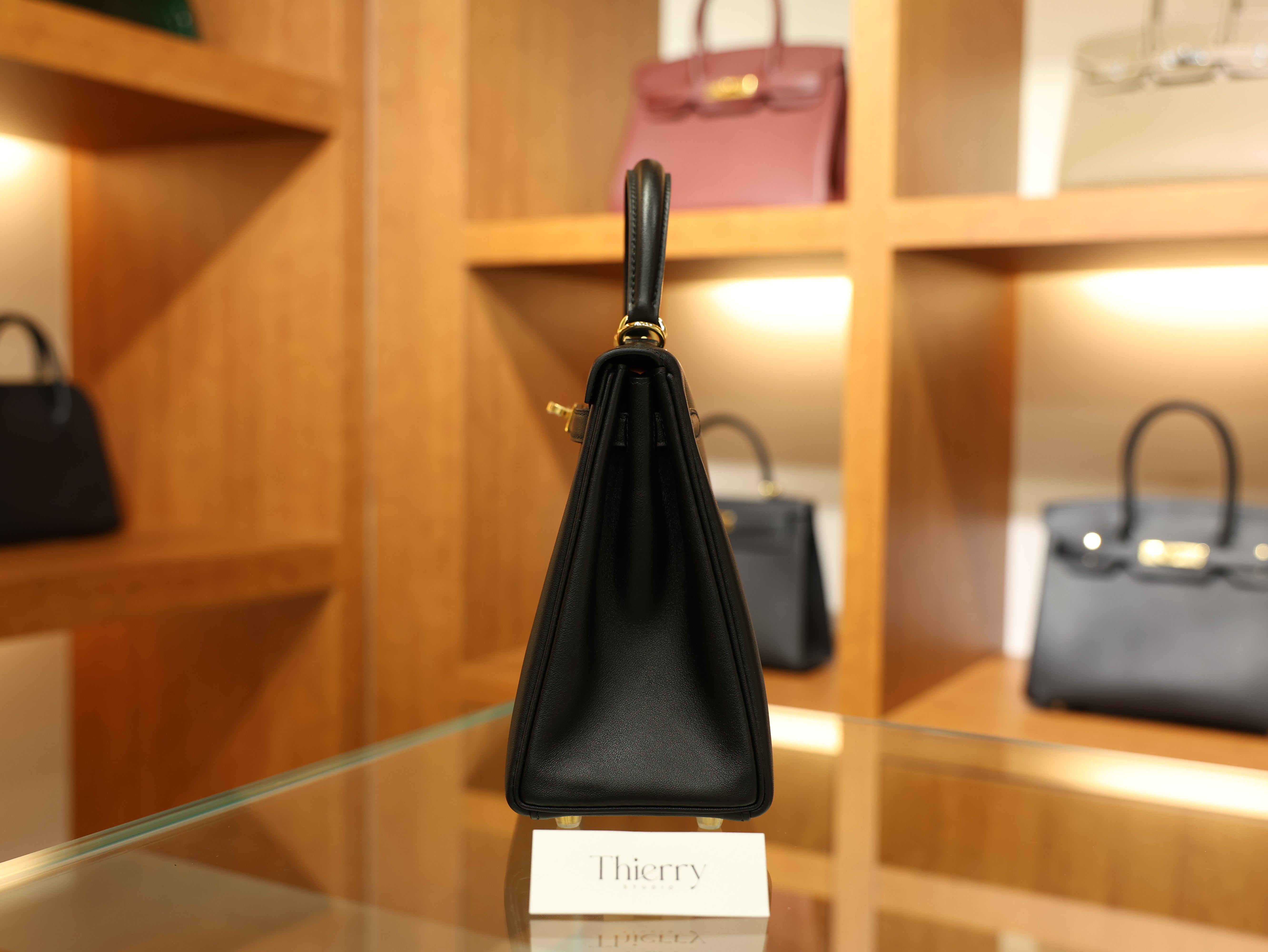 켈리 25 스위프트 블랙 금장