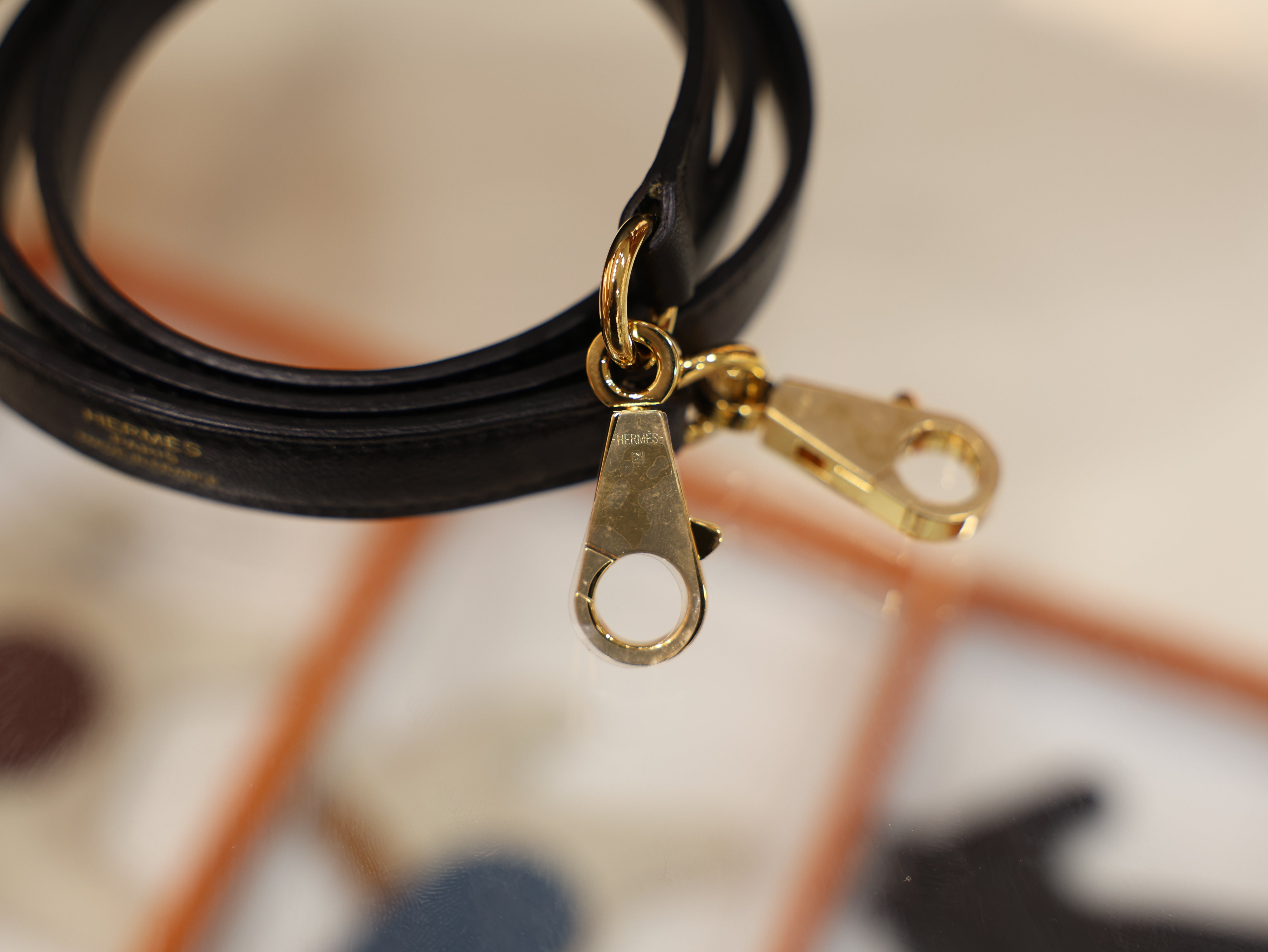 켈리 25 스위프트 블랙 금장