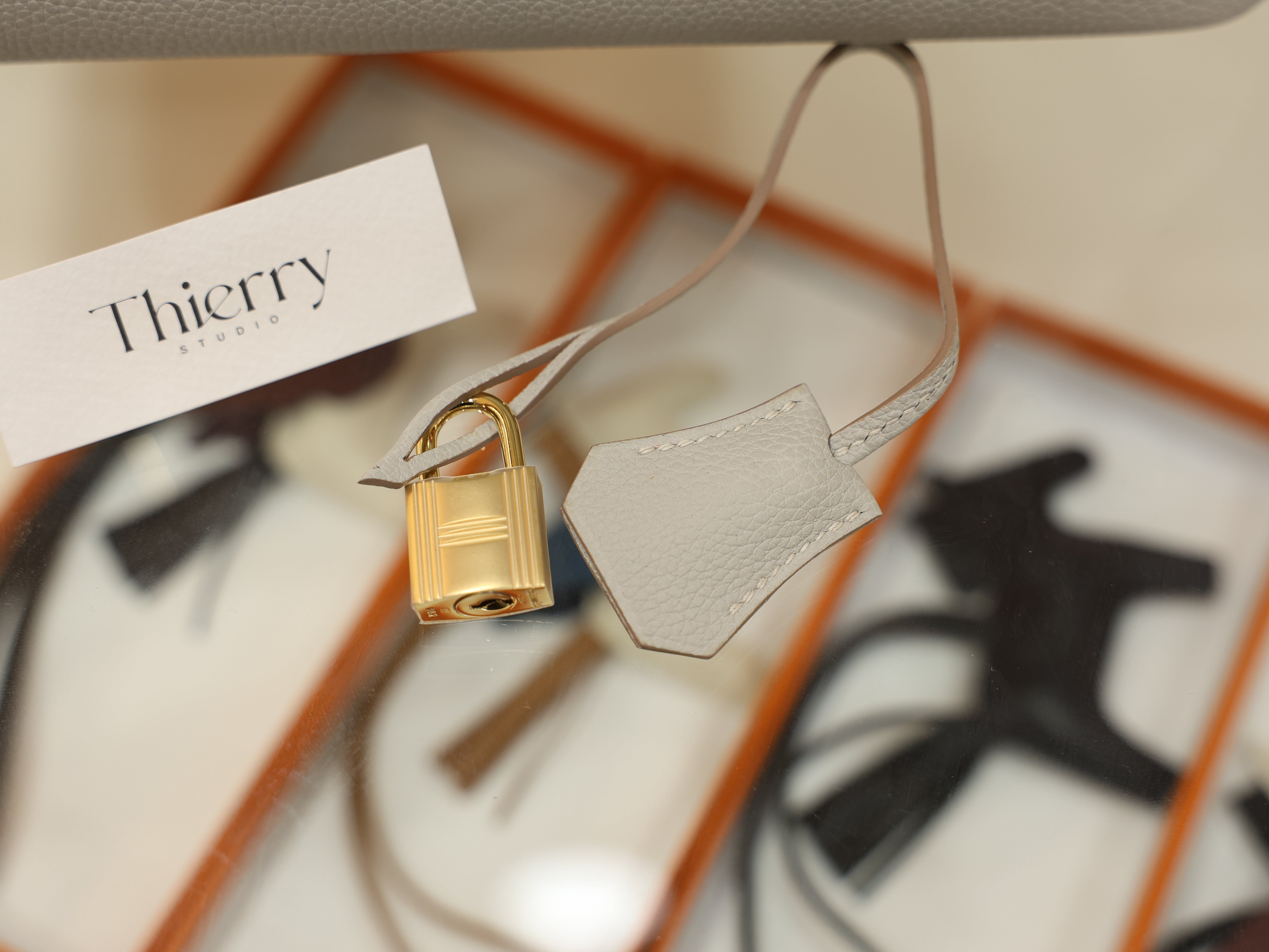 버킨 30 토고 그리스펄 금장