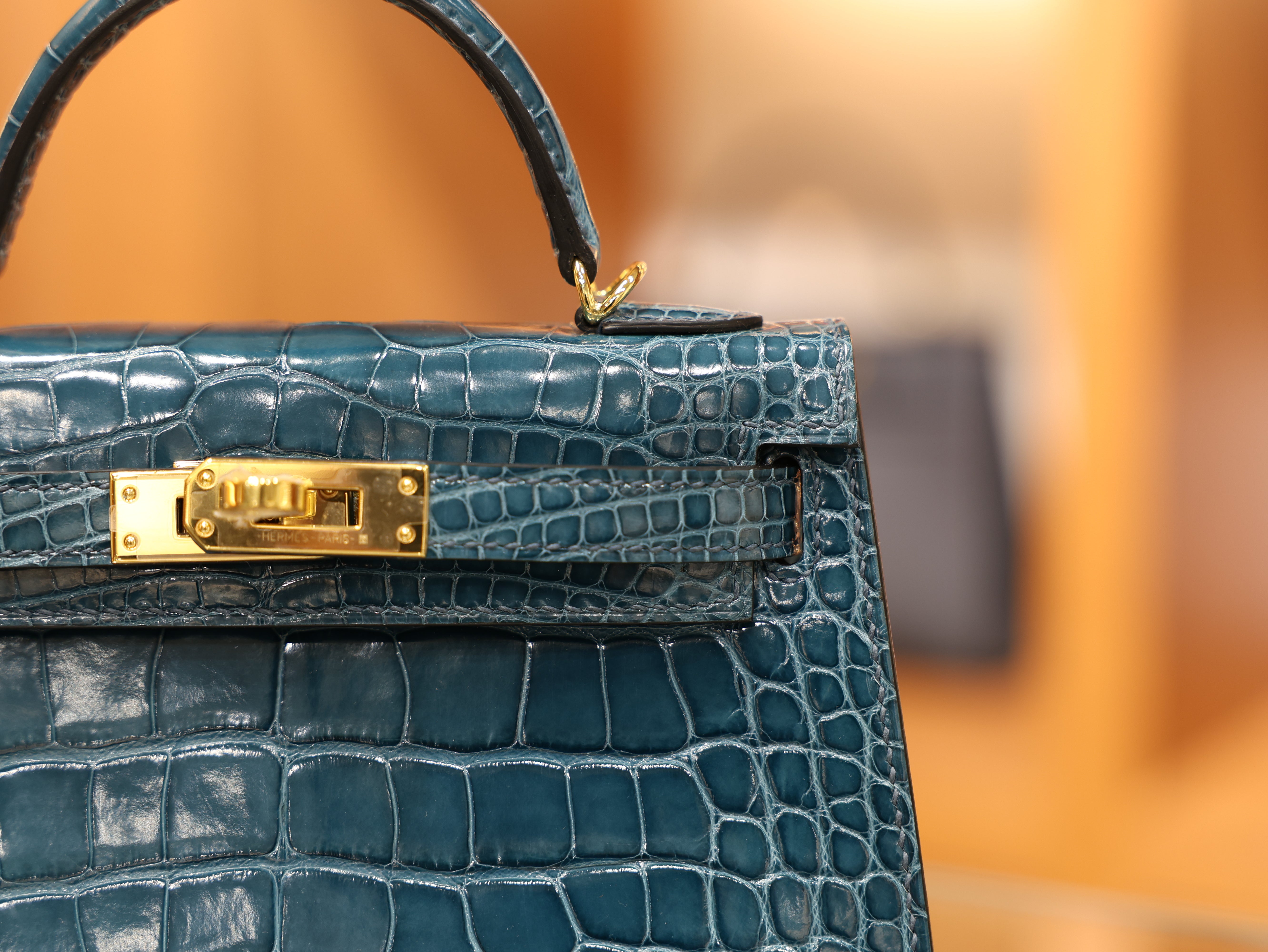 미니 켈리 샤이니 엘리게이터 베르트 보스포어 금장