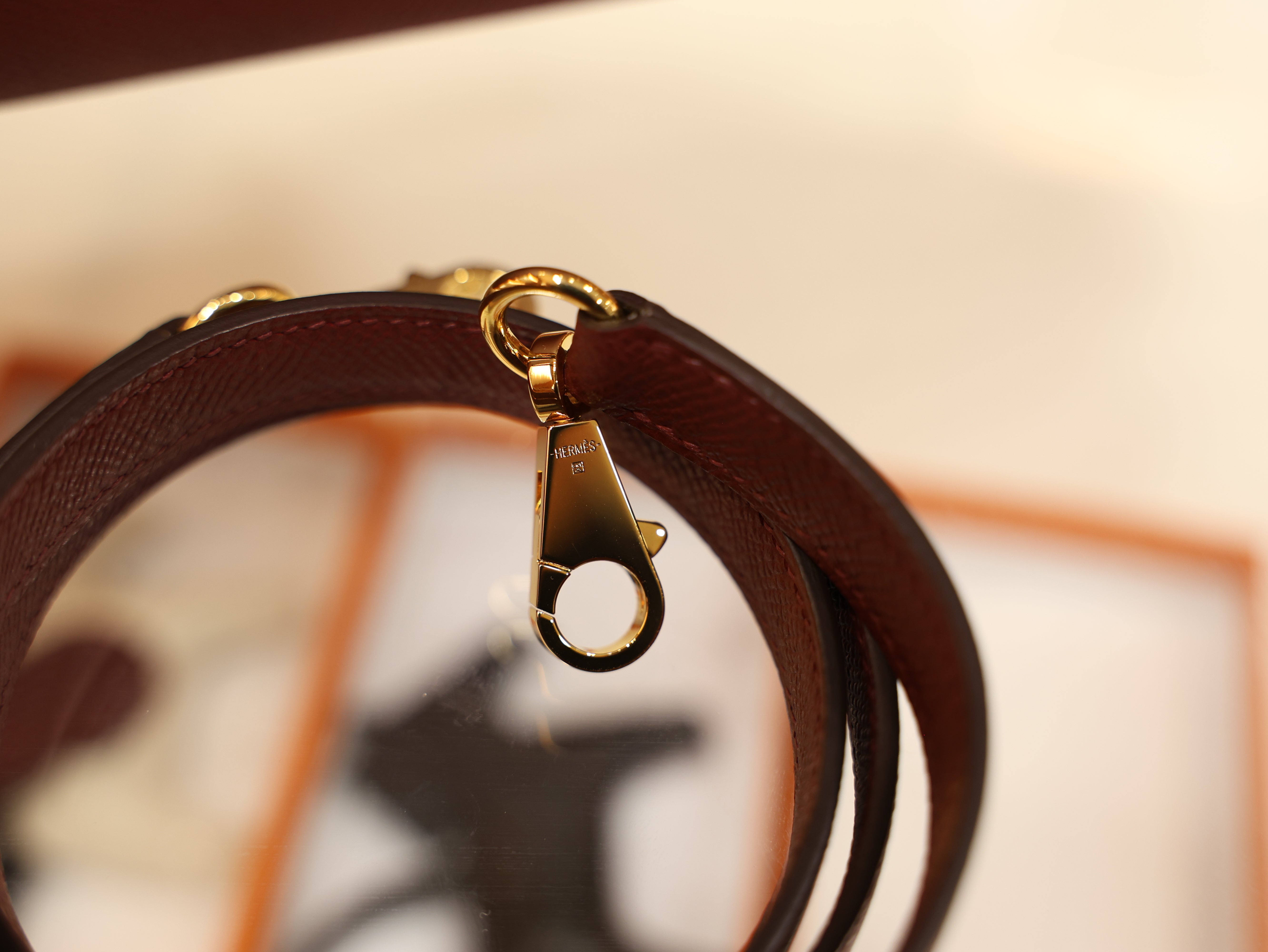 켈리 28 앱송 루즈아쉬 금장