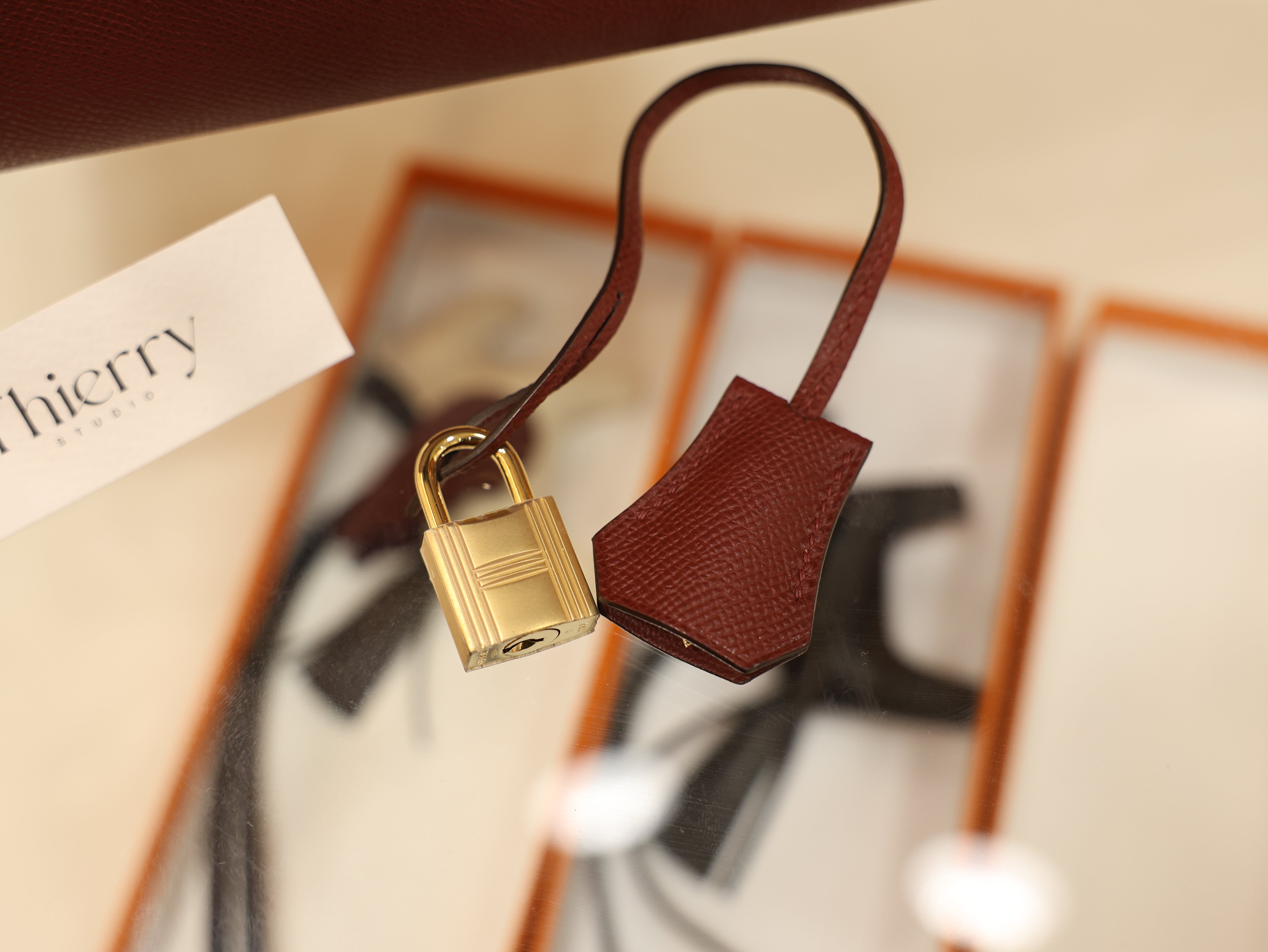 켈리 28 앱송 루즈아쉬 금장