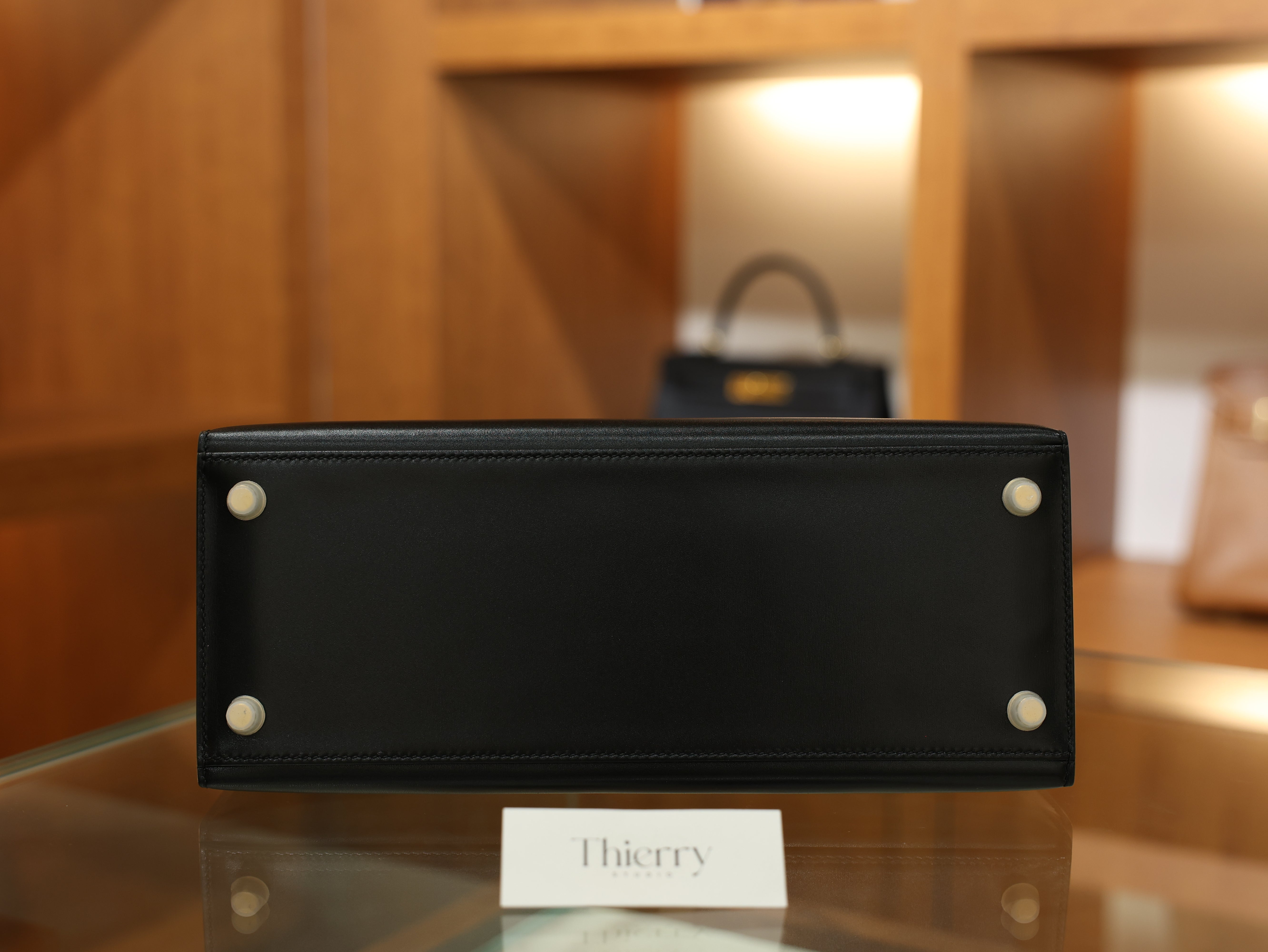 켈리 28 복스 셀리에 블랙 금장