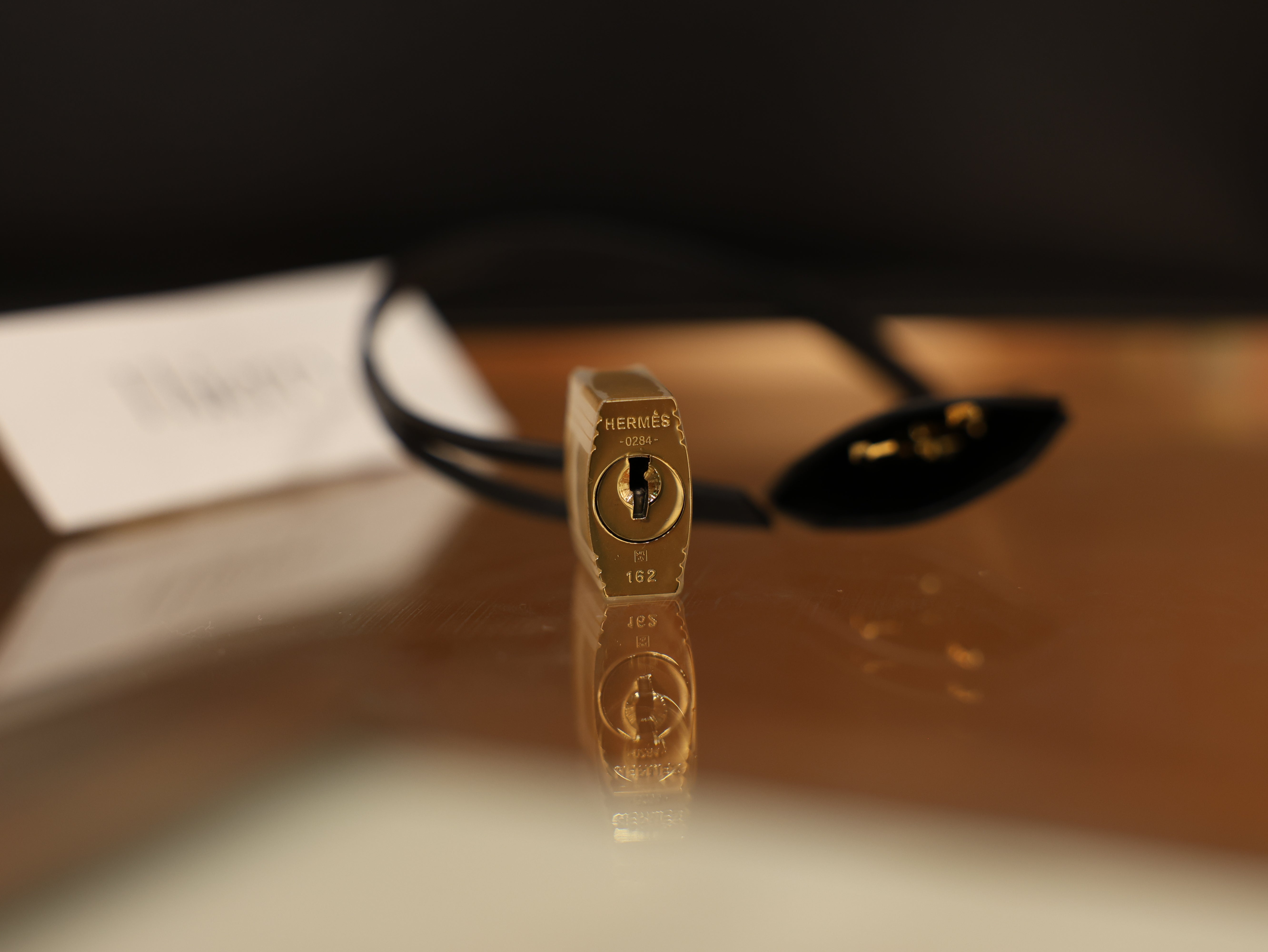 켈리 28 복스 셀리에 블랙 금장