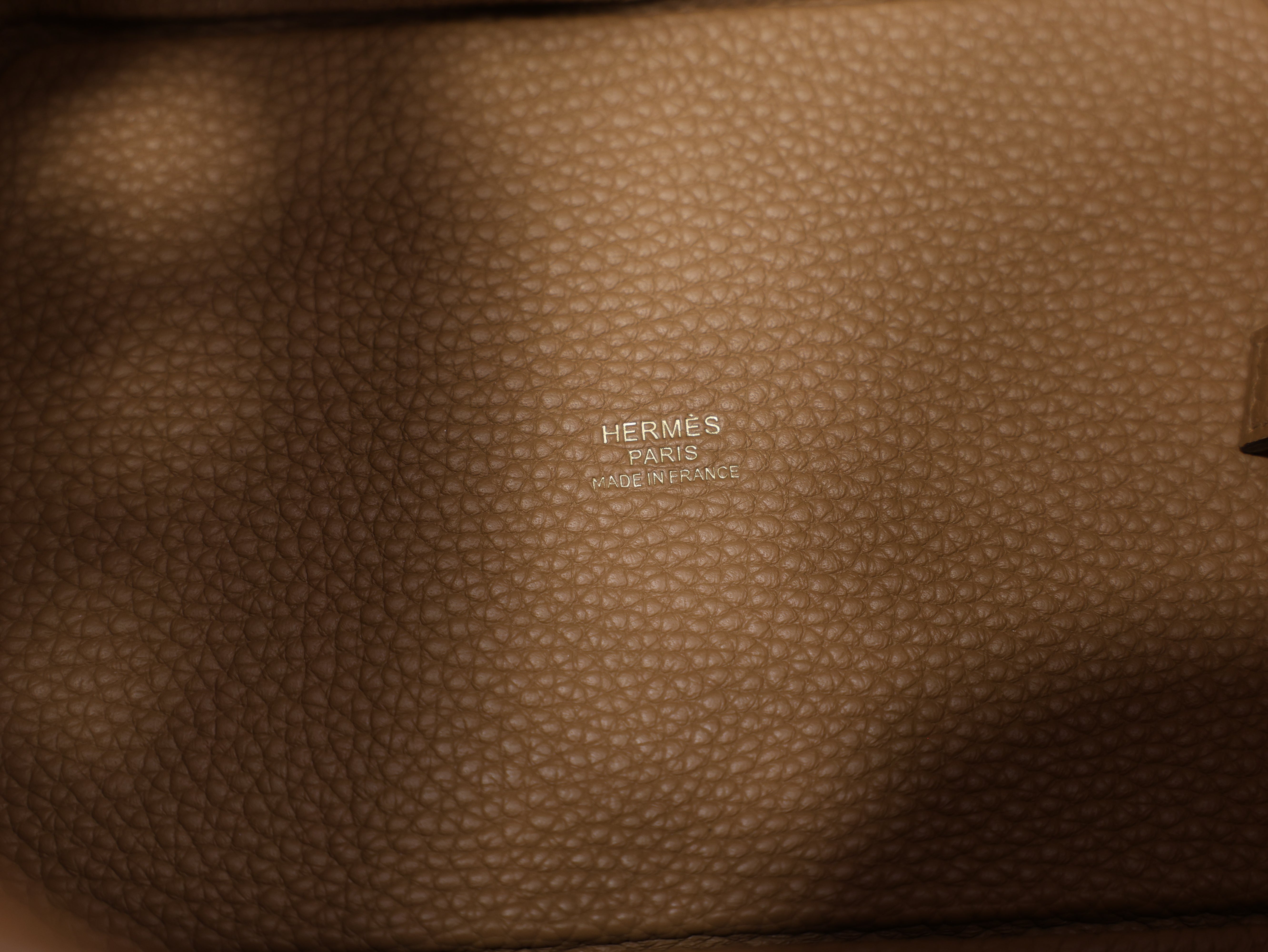 피코탄 18 끌레망스 비스킷 금장