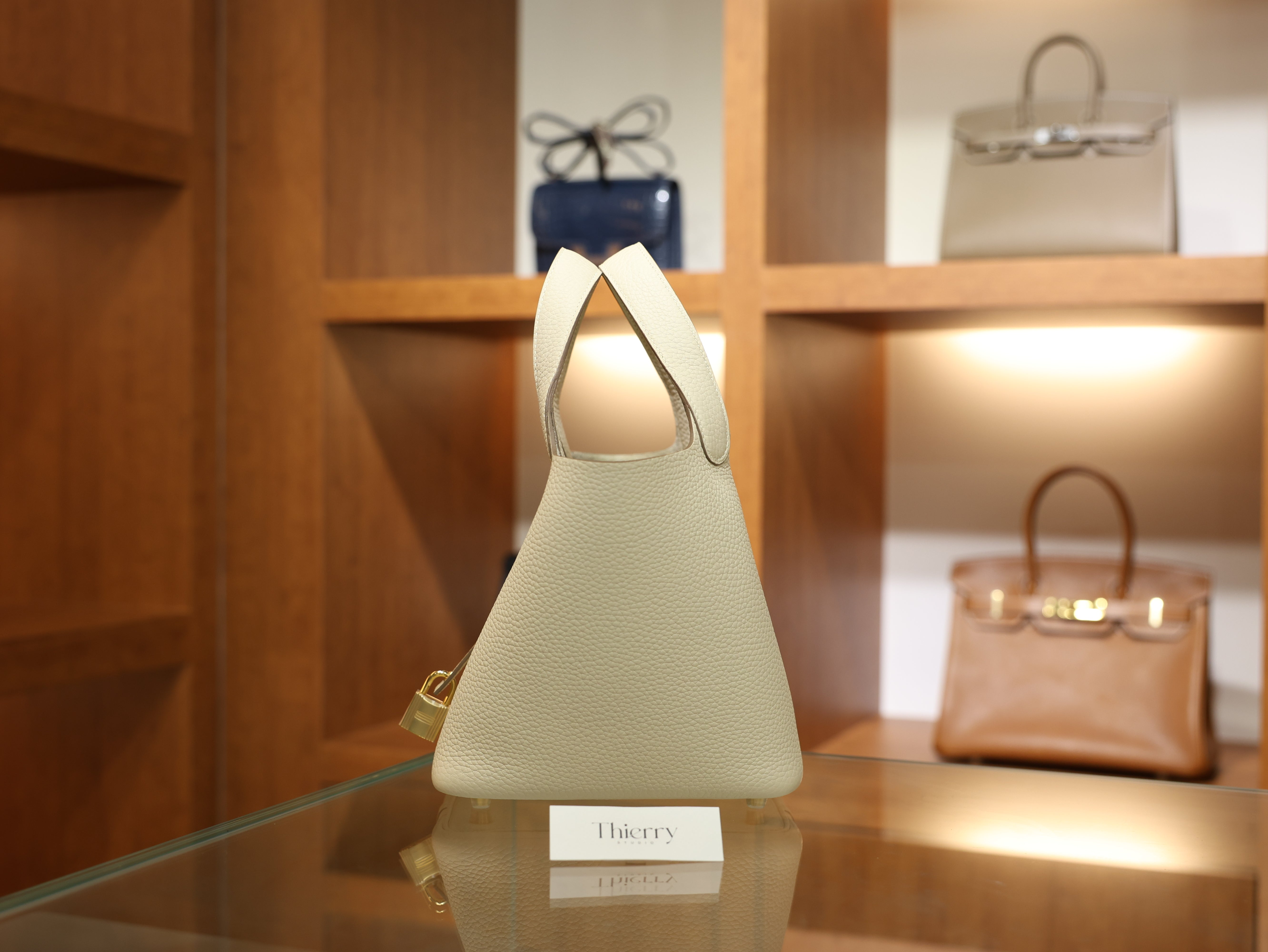 피코탄 18 끌레망스 끄레 금장