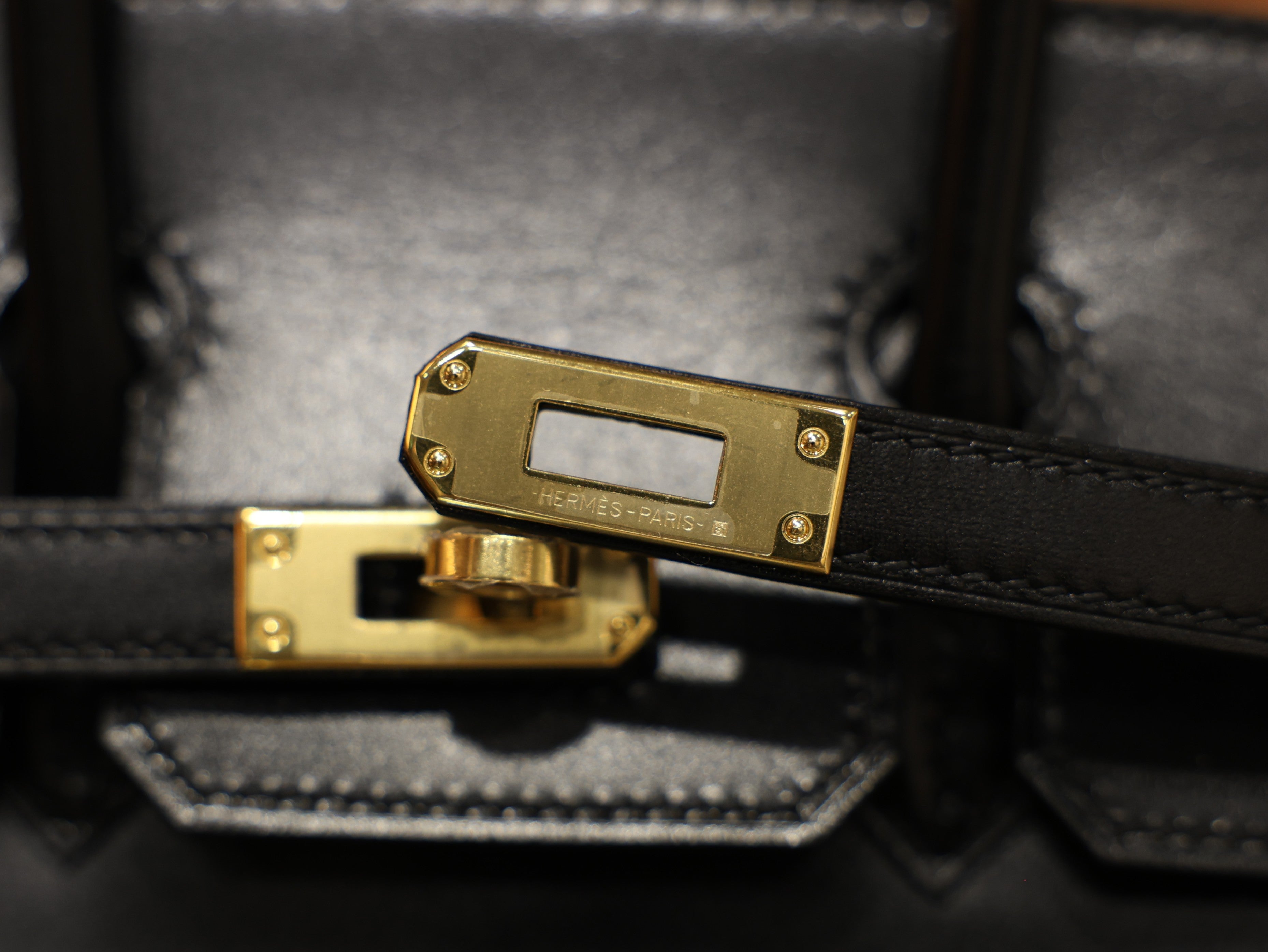 버킨 25 복스 르투르네 블랙 금장