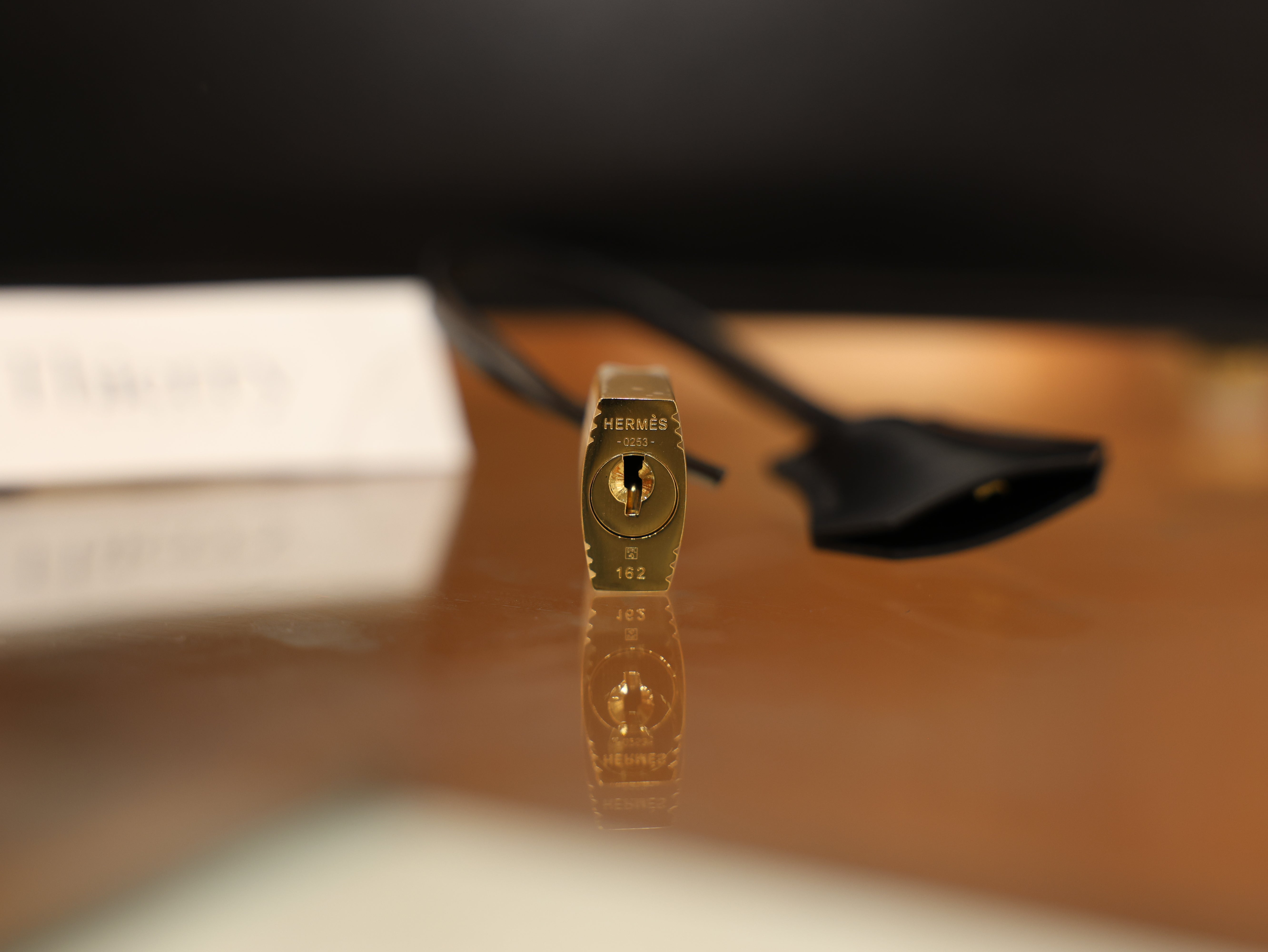 버킨 25 복스 르투르네 블랙 금장