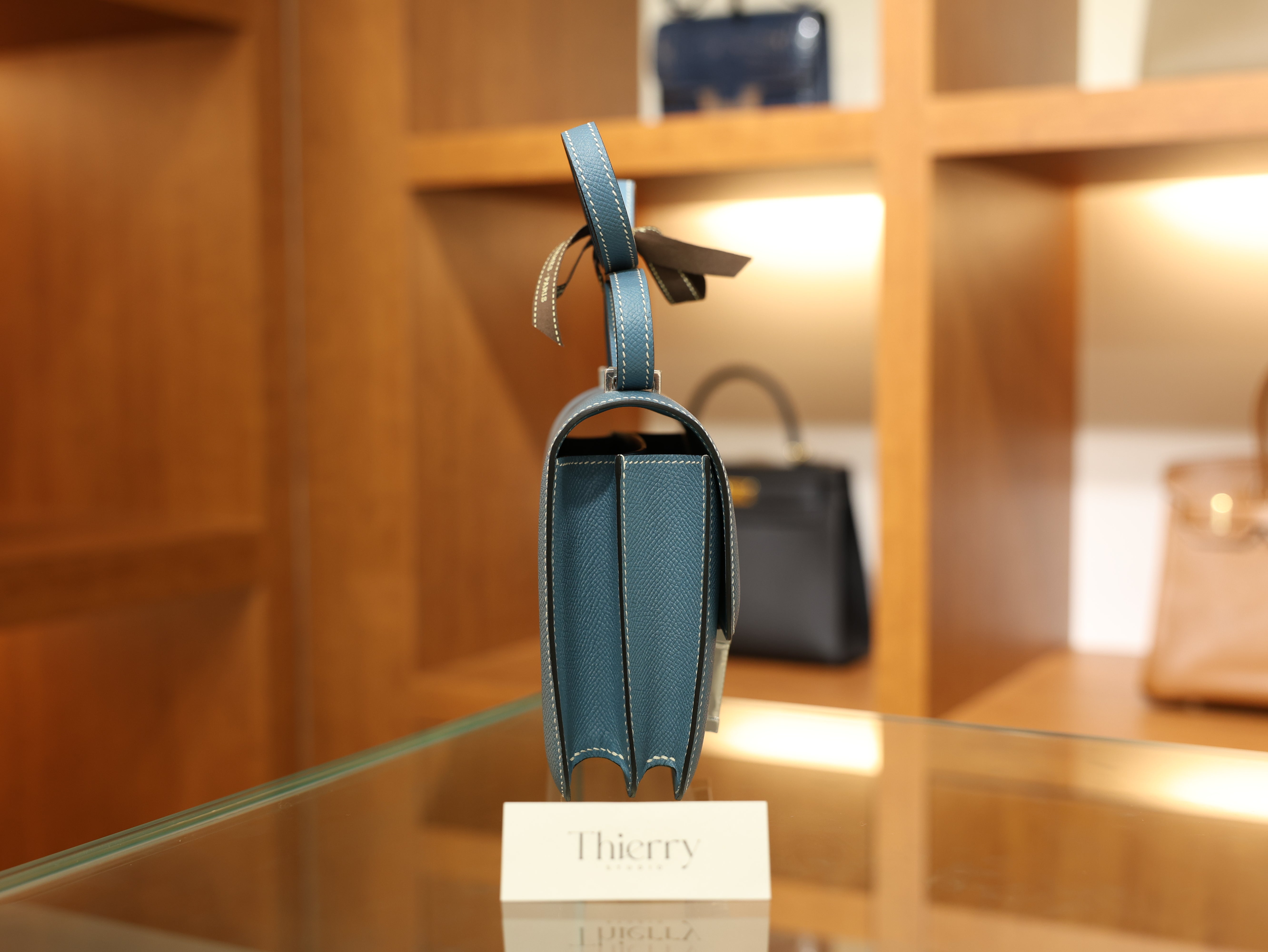 콘스탄스 18 앱송 블루진 은장