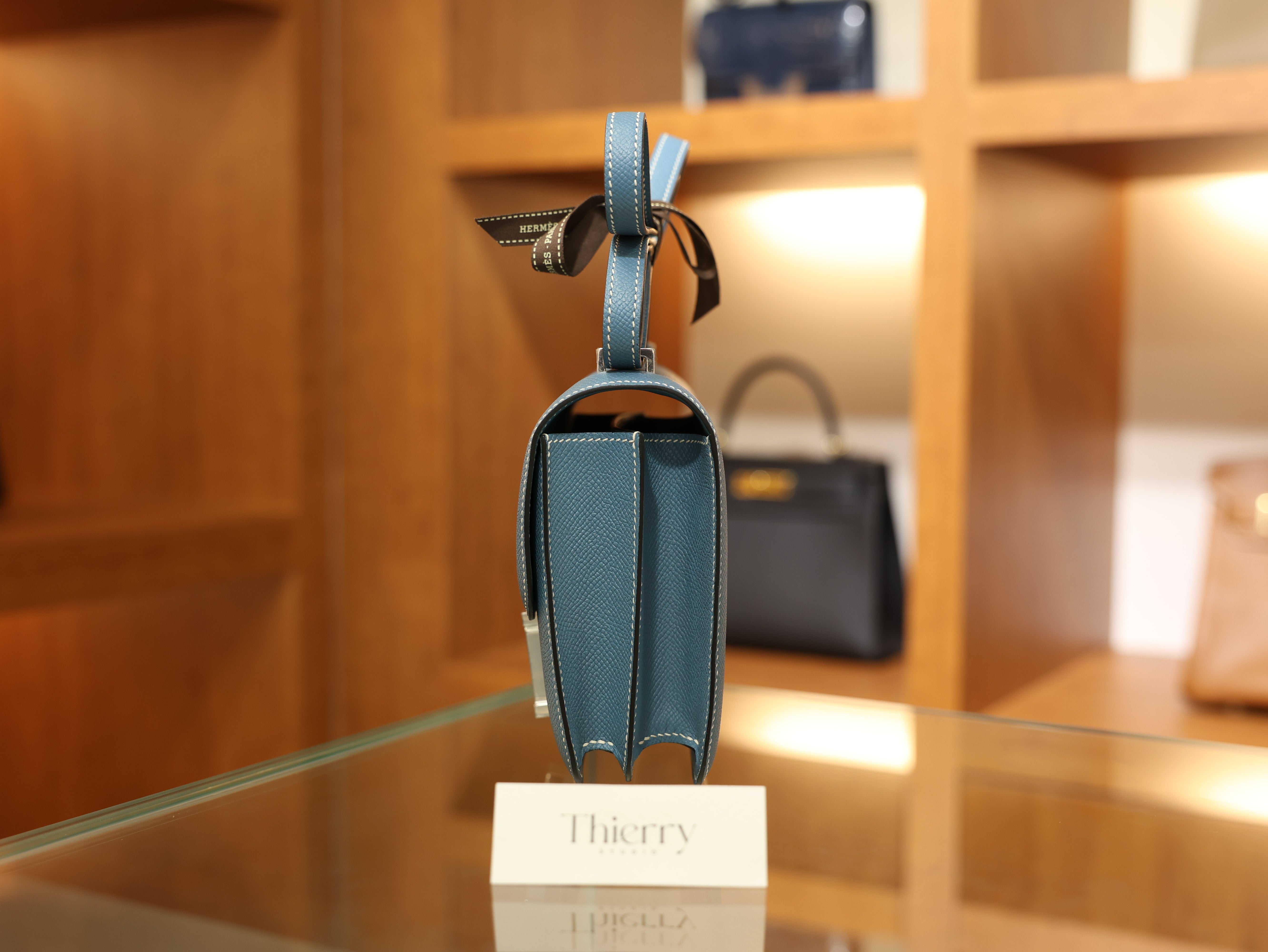 콘스탄스 18 앱송 블루진 은장